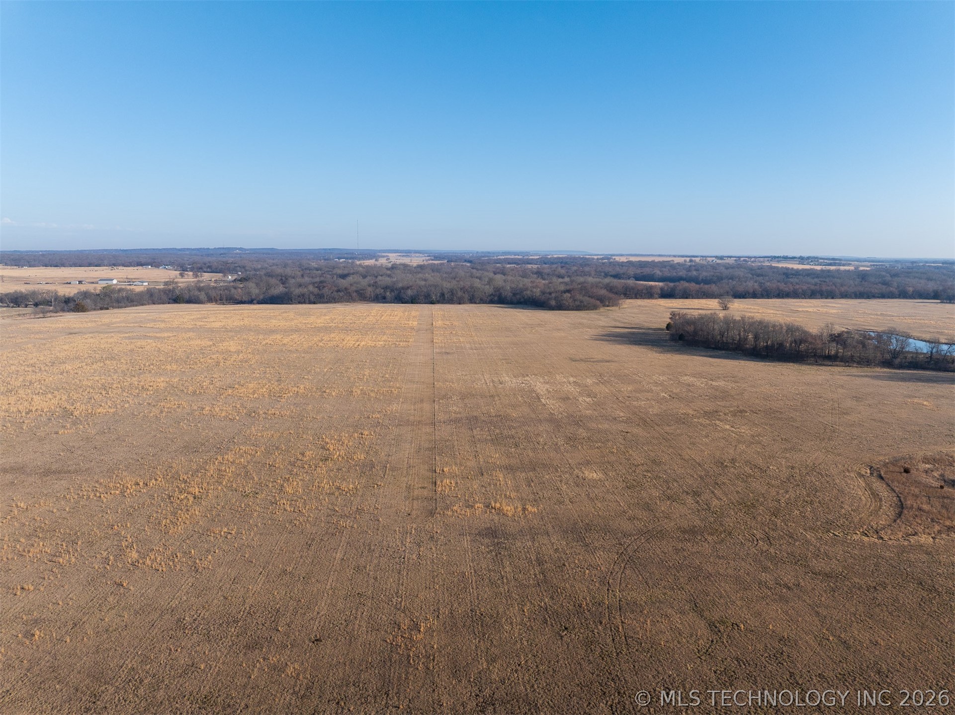 3 N 320 Road Morris OK 74445