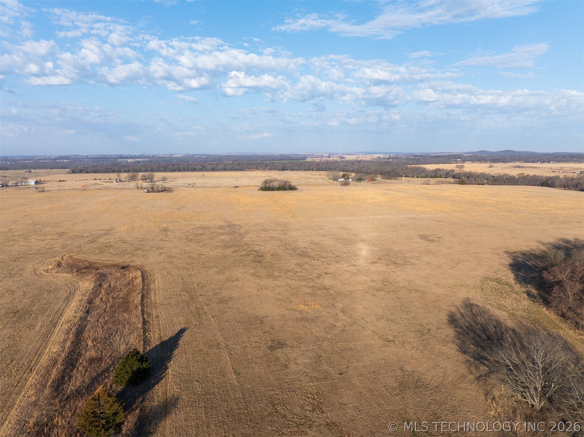 3 N 320 Road Morris OK 74445