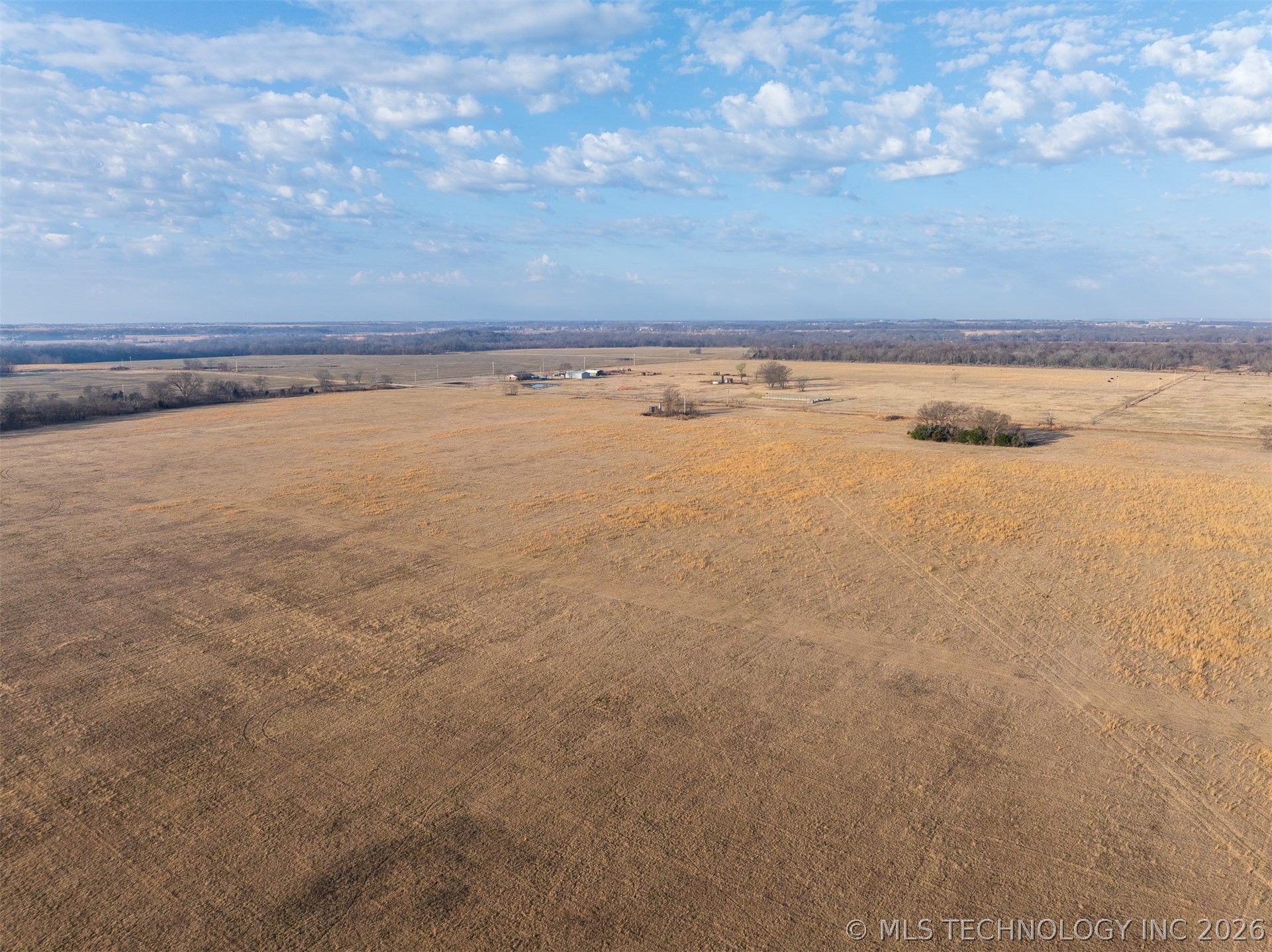 3 N 320 Road Morris OK 74445