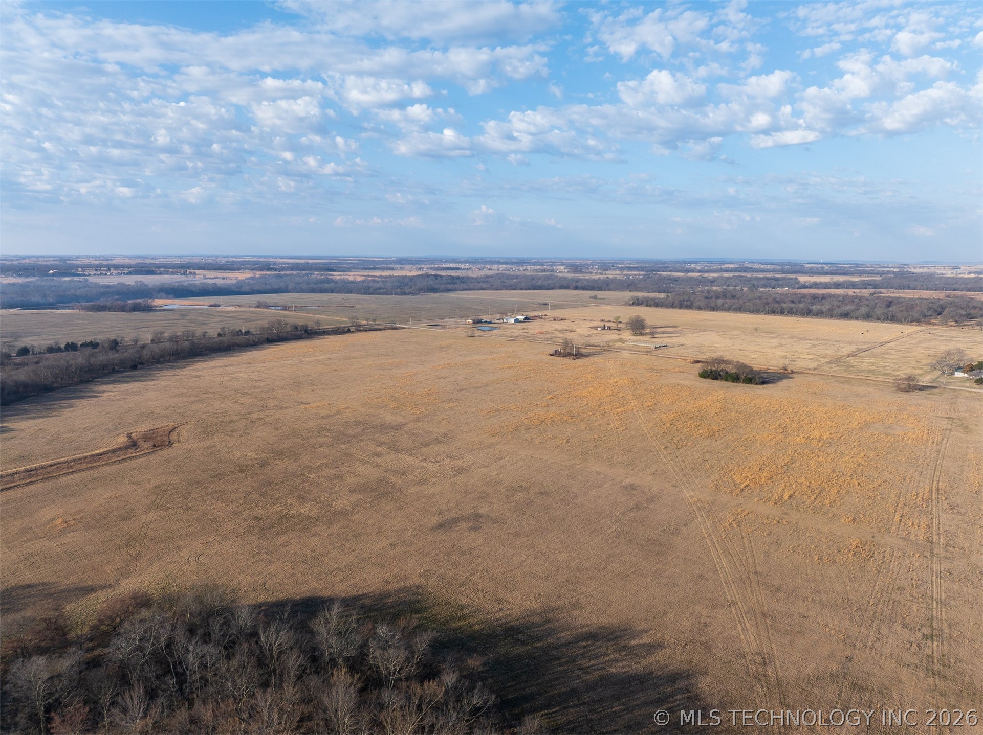 3 N 320 Road Morris OK 74445