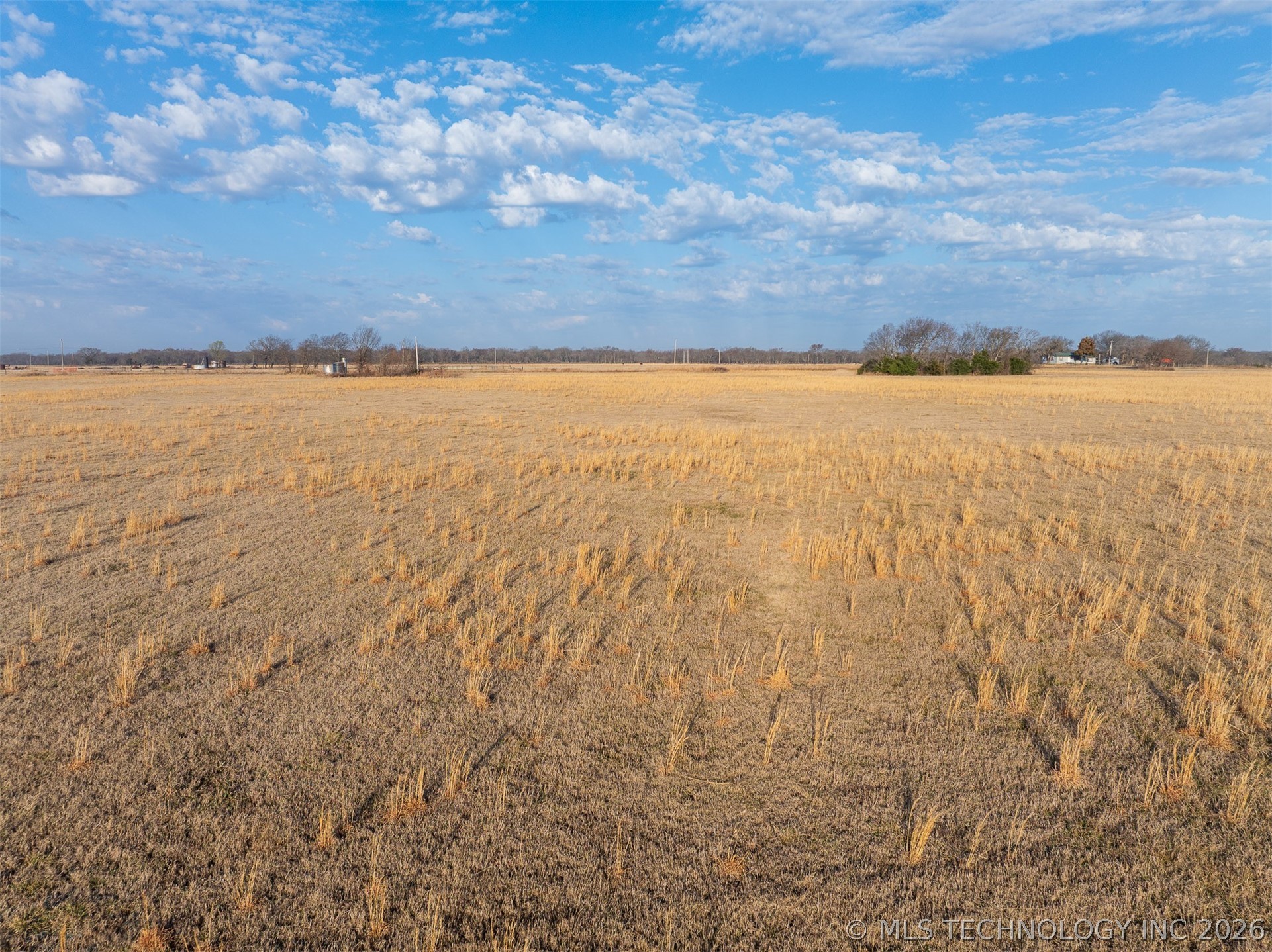 3 N 320 Road Morris OK 74445