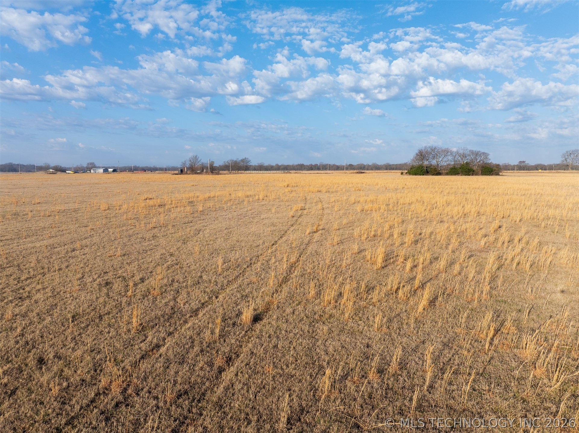 3 N 320 Road Morris OK 74445
