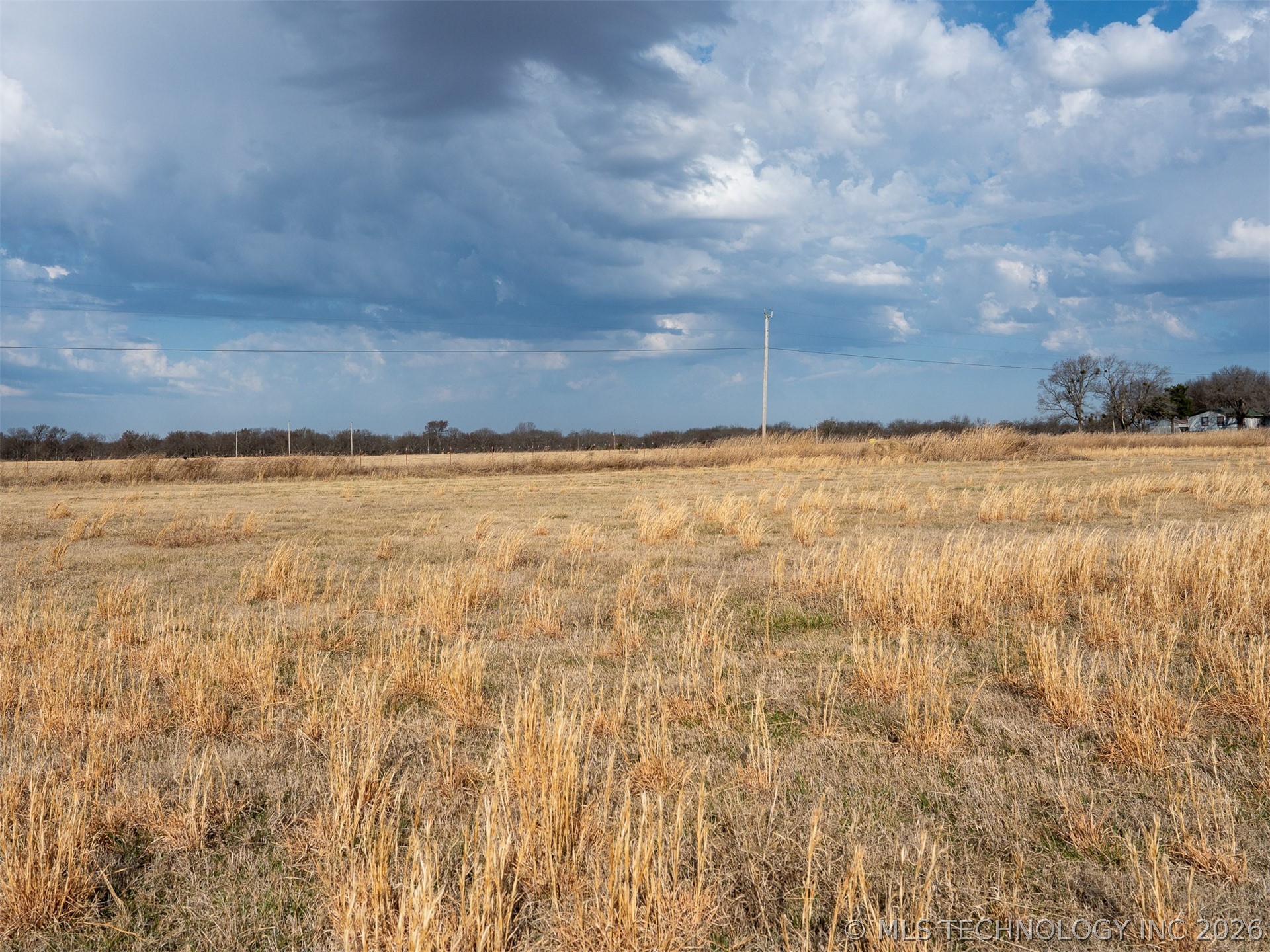 3 N 320 Road Morris OK 74445
