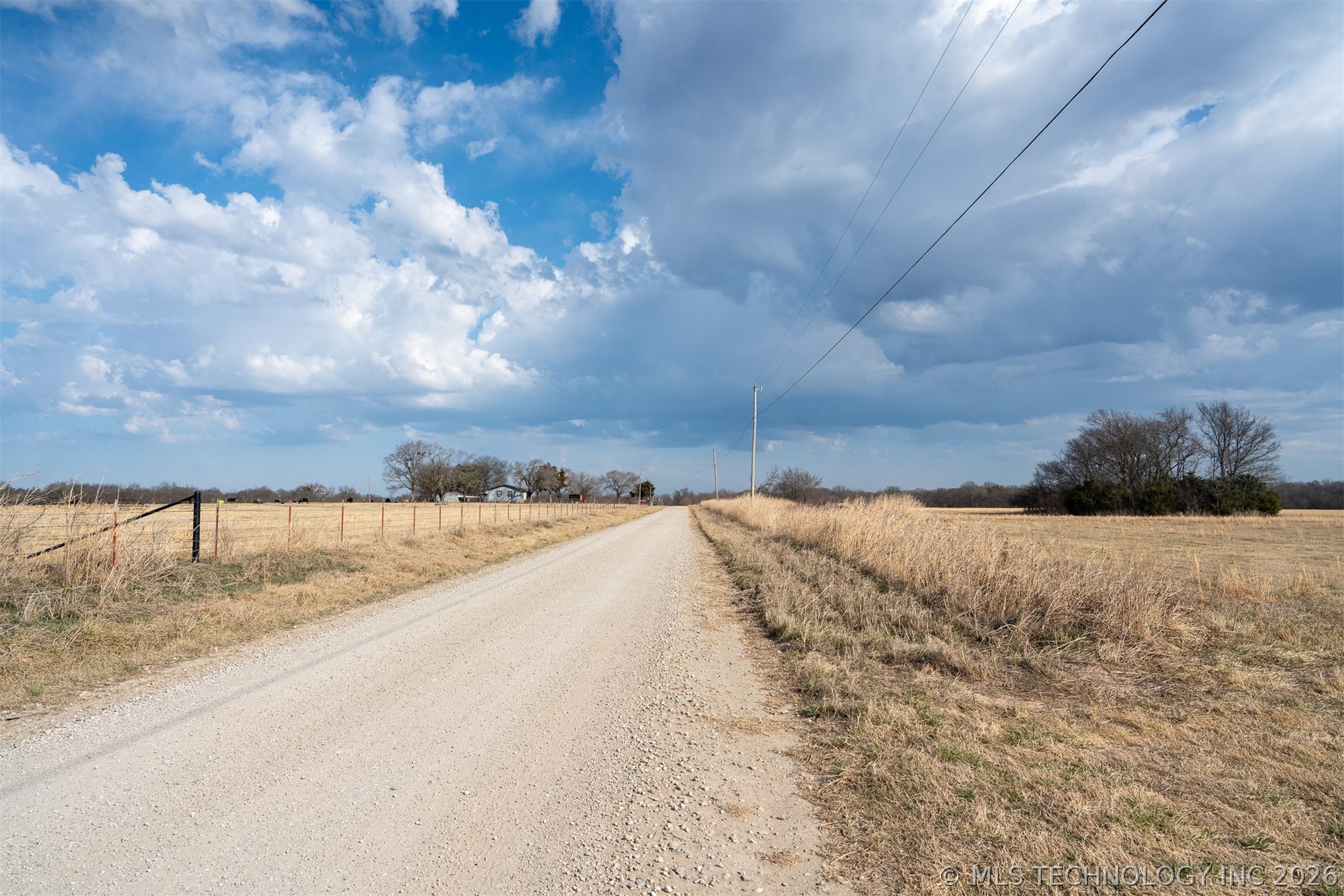 3 N 320 Road Morris OK 74445