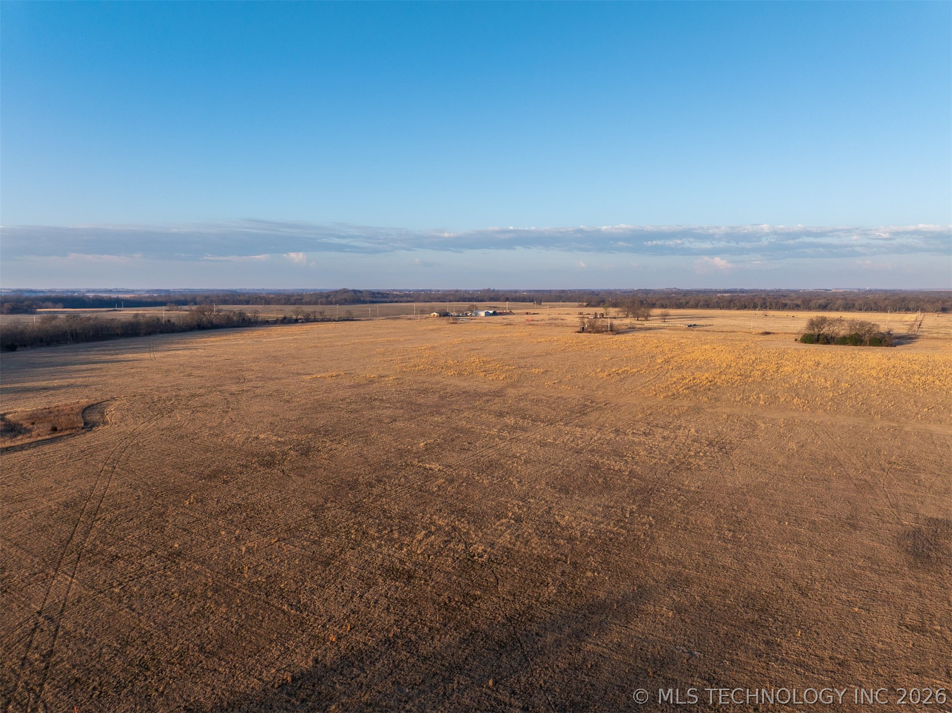 3 N 320 Road Morris OK 74445