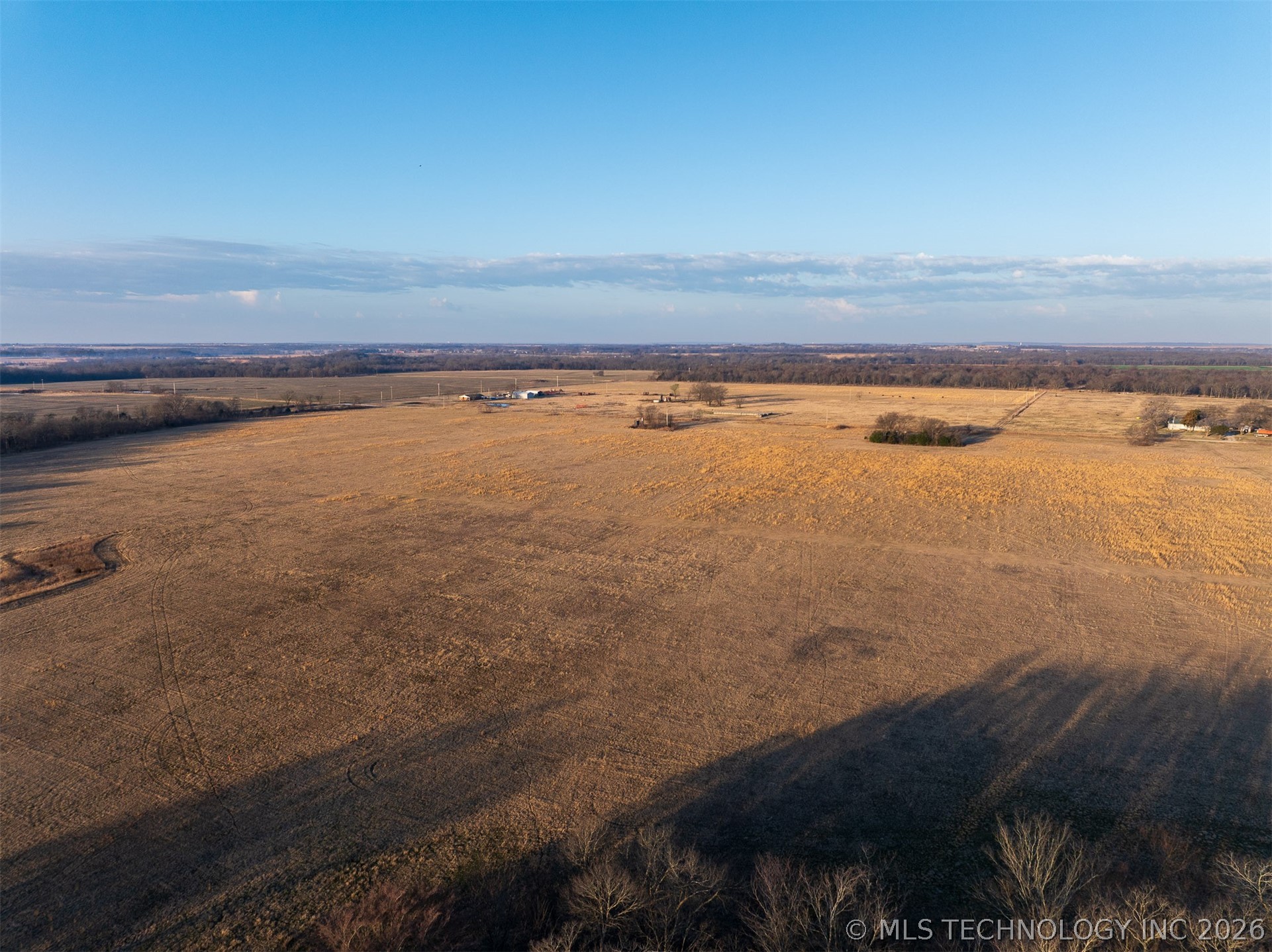 3 N 320 Road Morris OK 74445