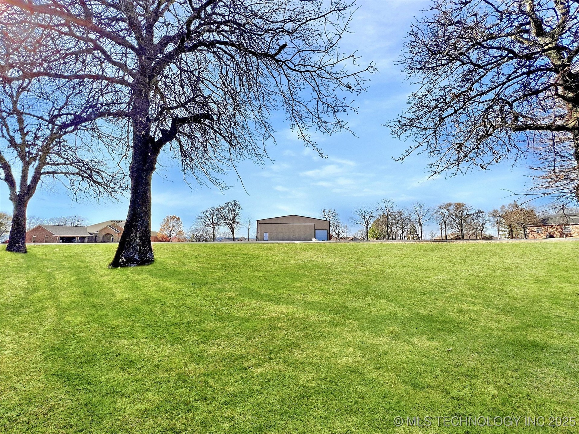 18977 E Wilderness Lane Cookson OK 74427