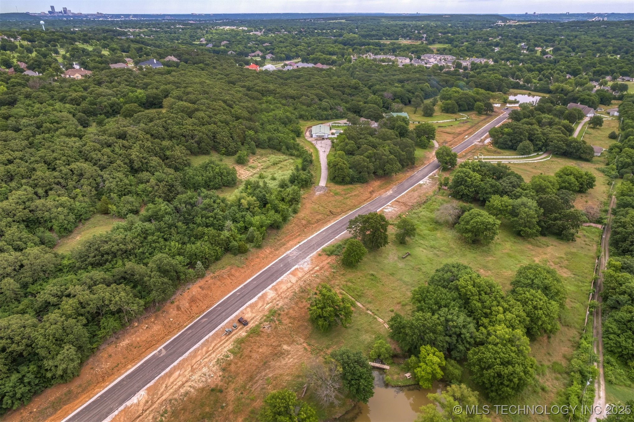 4663 Oak Timber Drive Tulsa OK 74131