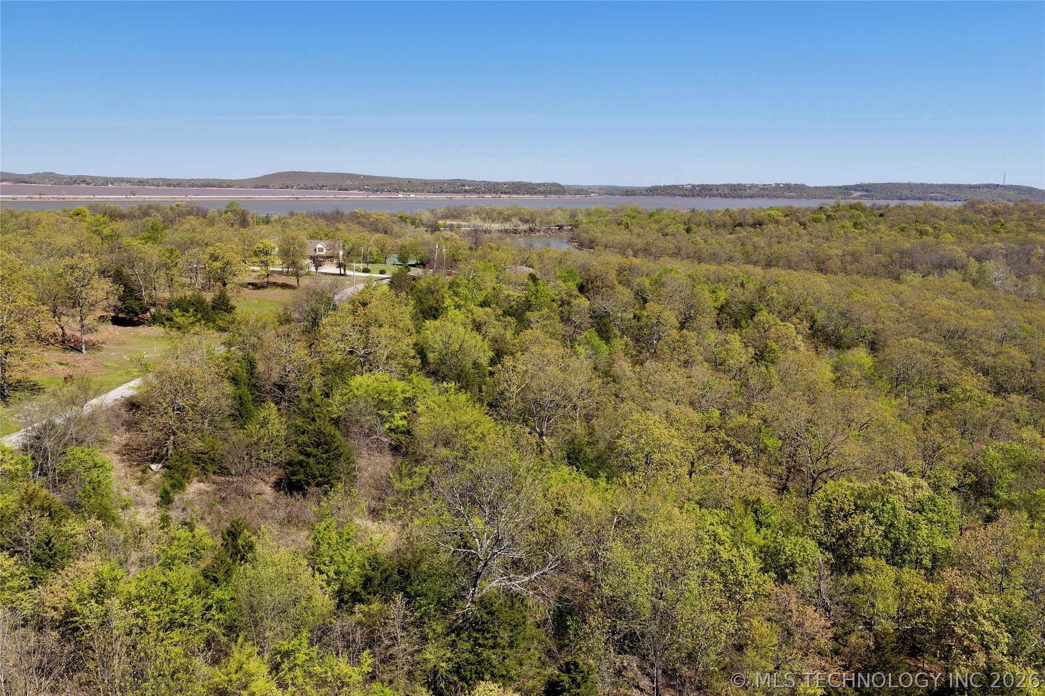 19 Falcon Lane Eufaula OK 74432