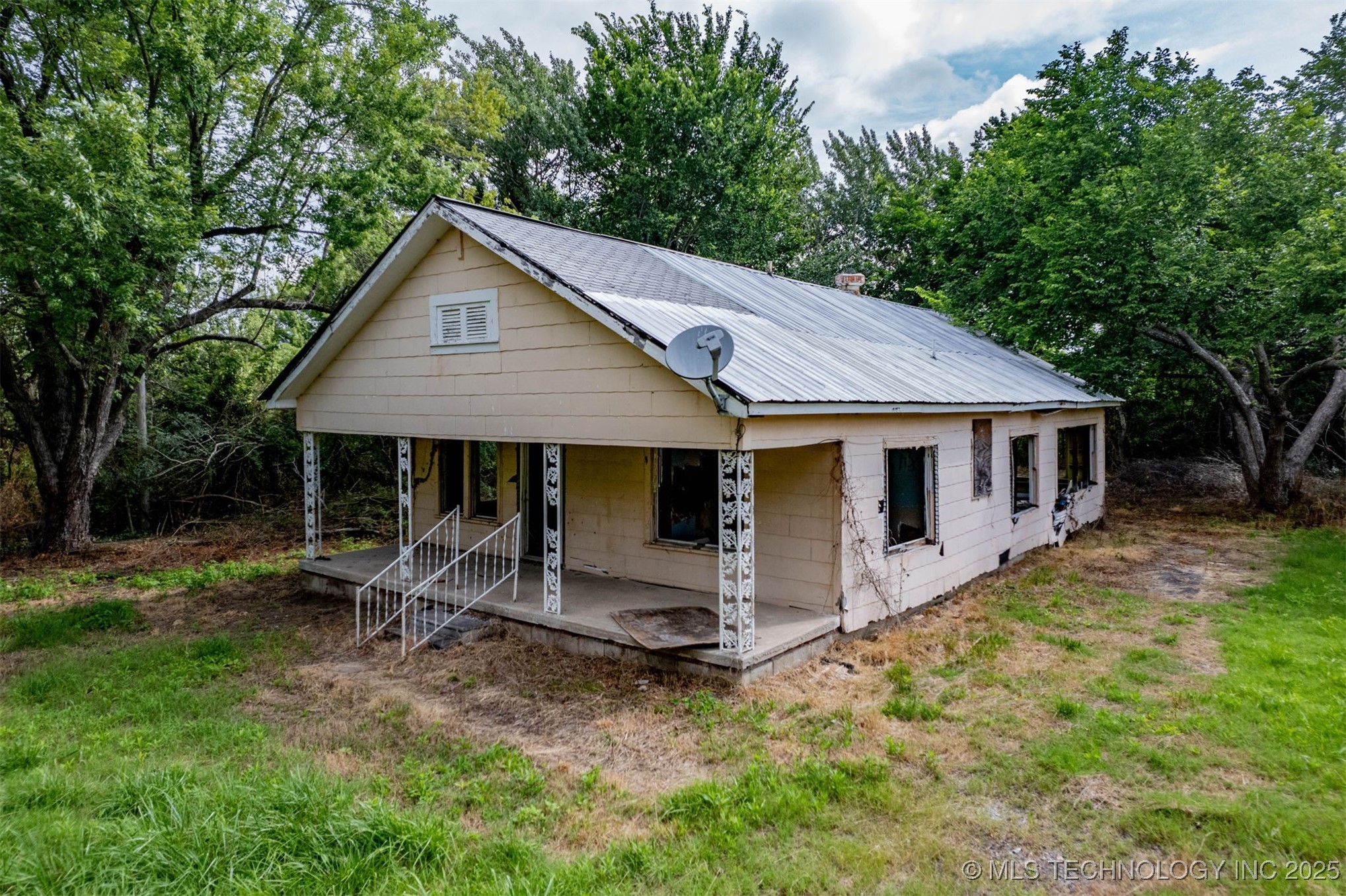 19202 S Old Highway 2 Warner OK 74469