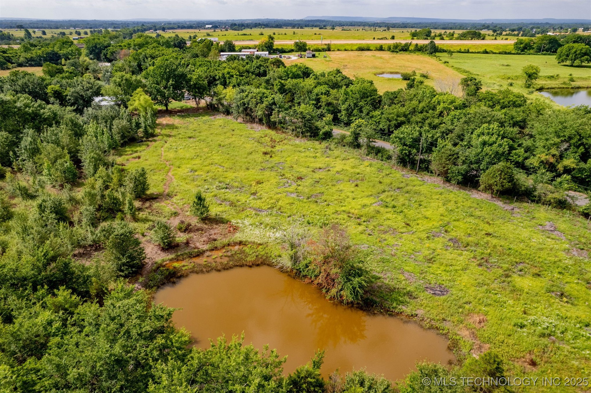19202 S Old Highway 2 Warner OK 74469