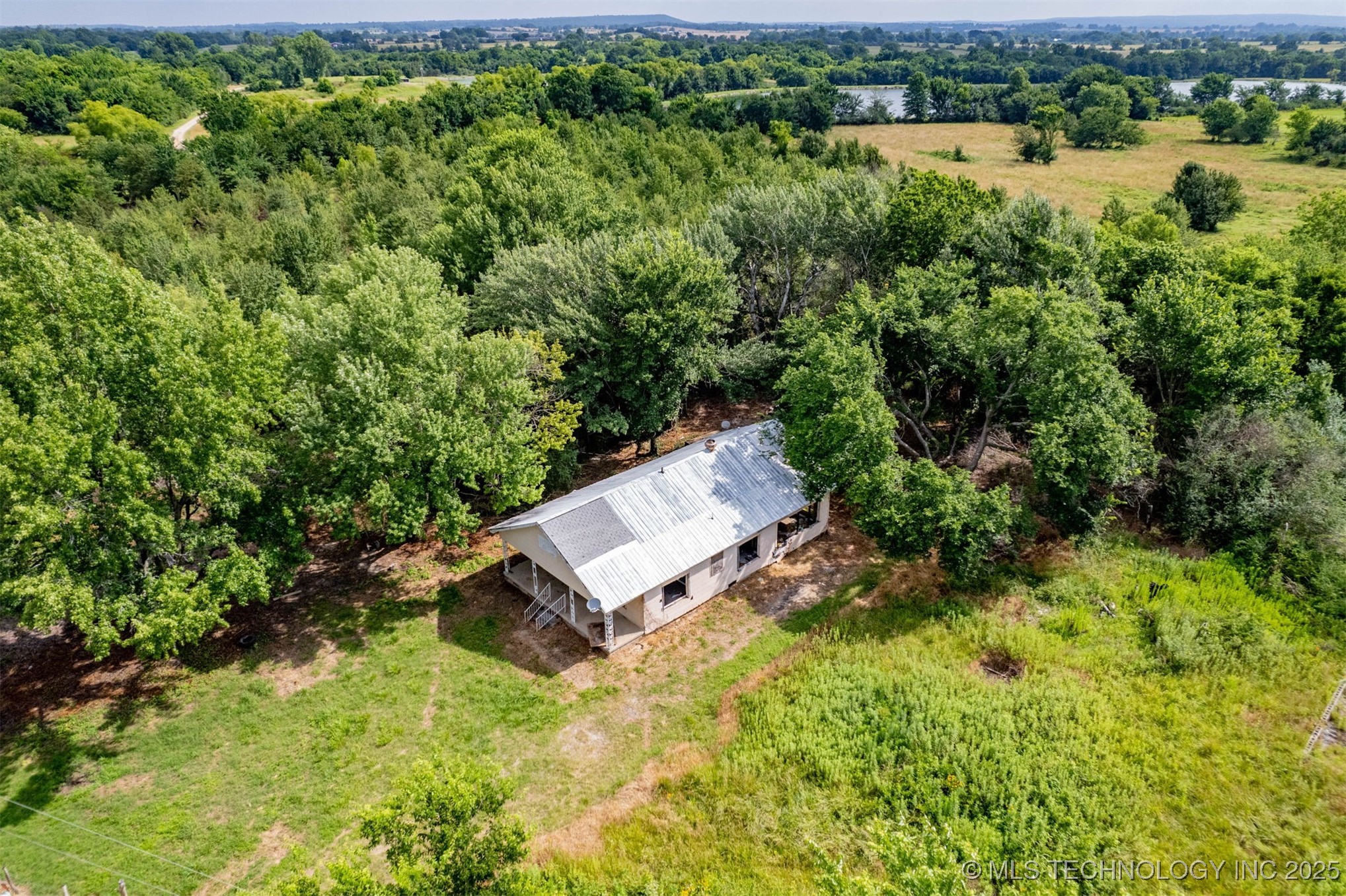 19202 S Old Highway 2 Warner OK 74469