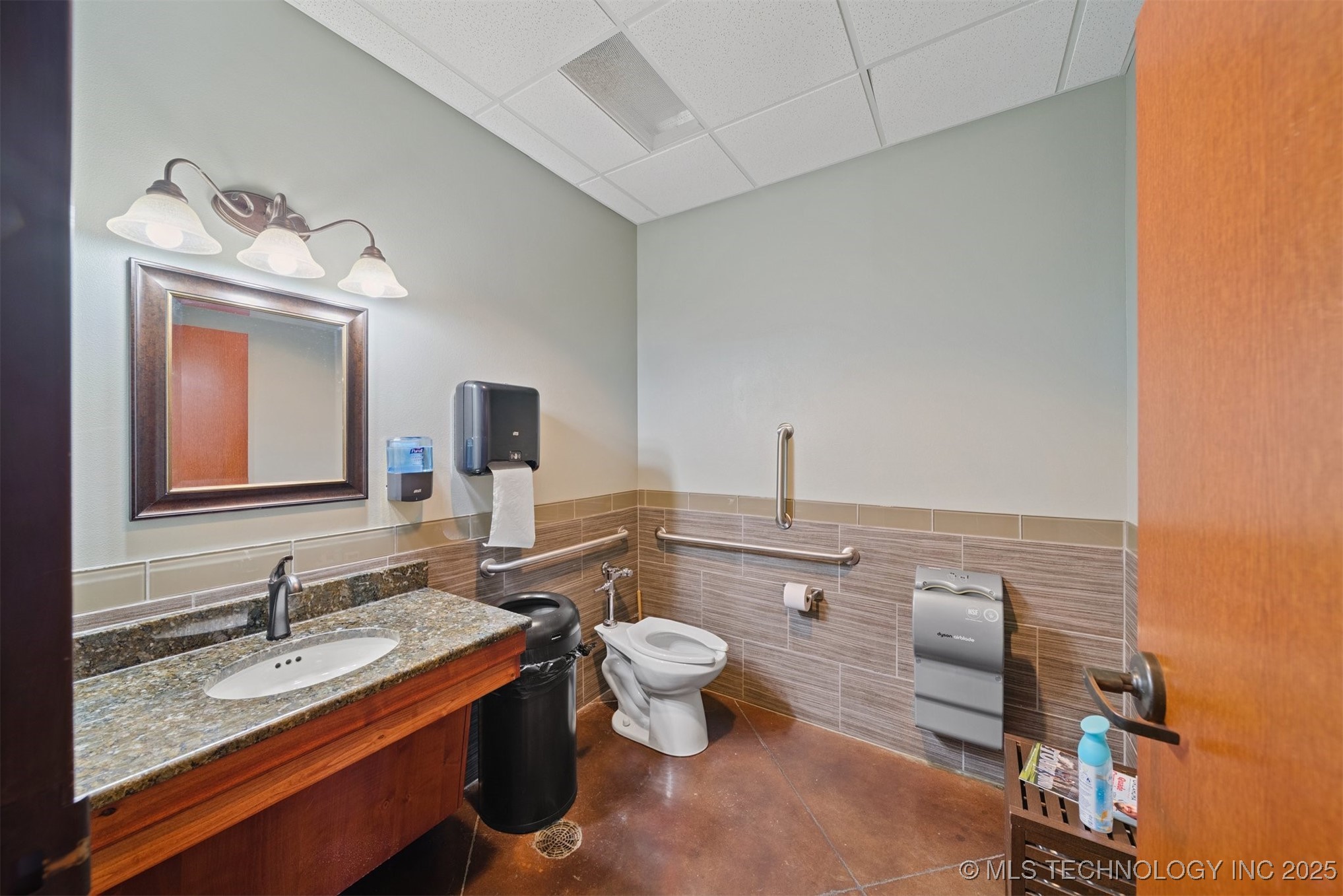10301 S 600 Road Miami OK 74354