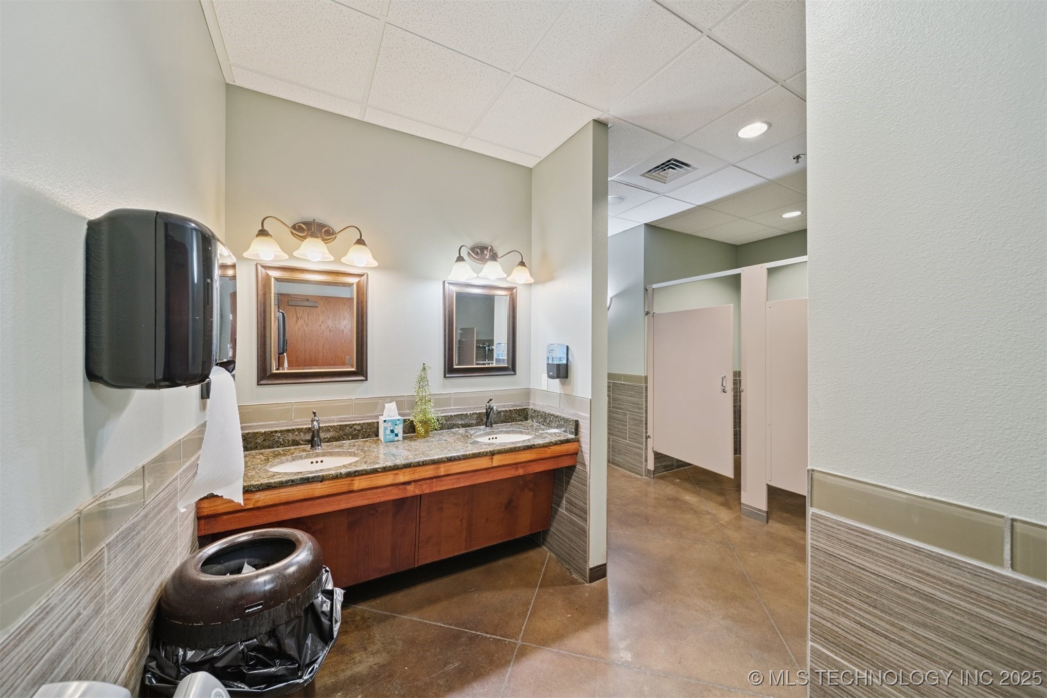 10301 S 600 Road Miami OK 74354