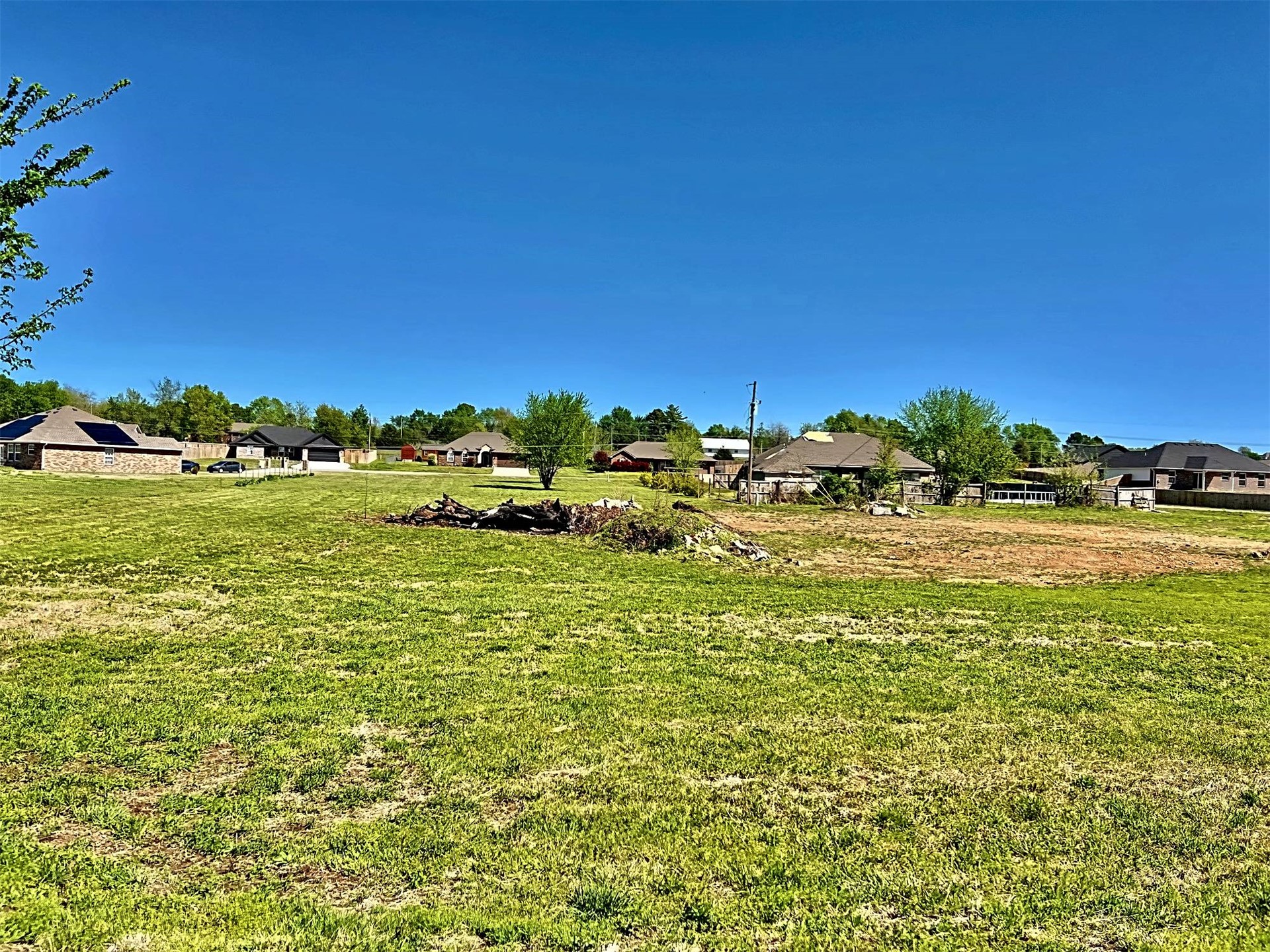 17530 W Tray Road Tahlequah OK 74464