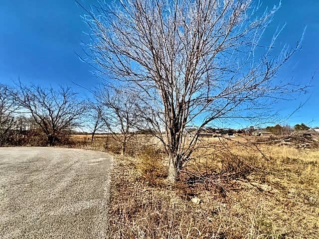 17530 W Tray Road Tahlequah OK 74464