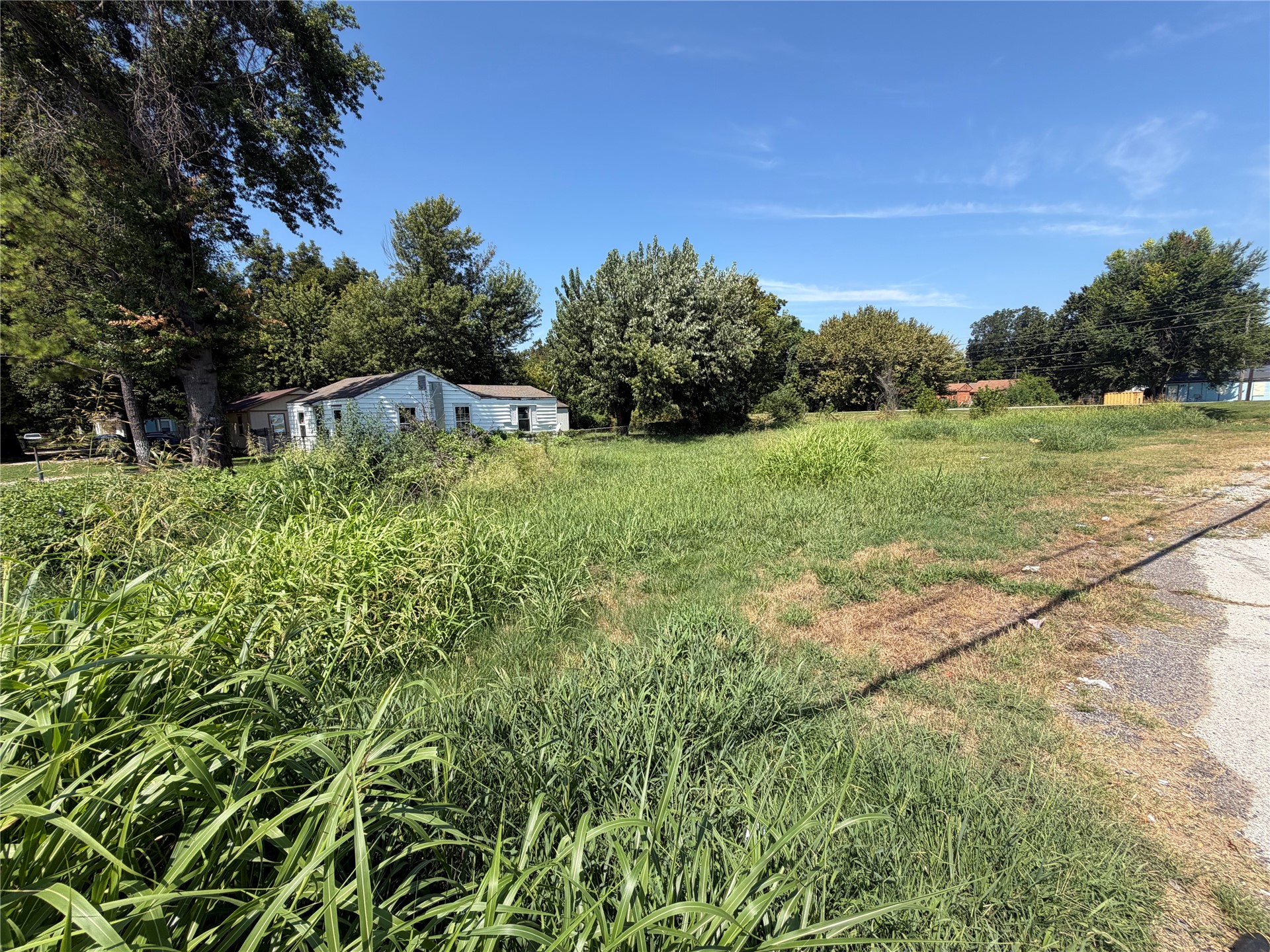 224 S 49th Avenue W Tulsa OK 74127