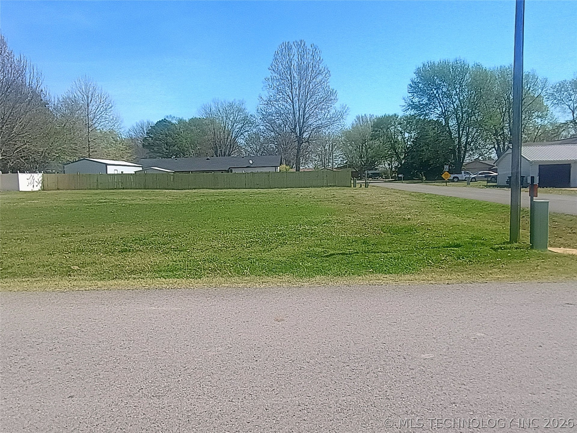 15 2nd Warner OK 74469