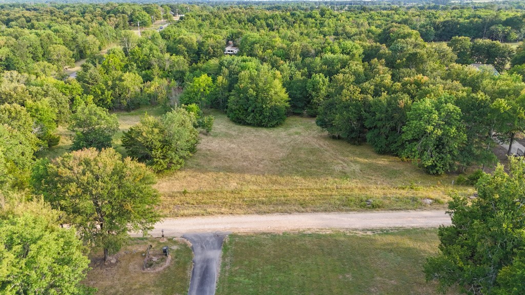 000 Deer Run Road N Hugo OK 74743