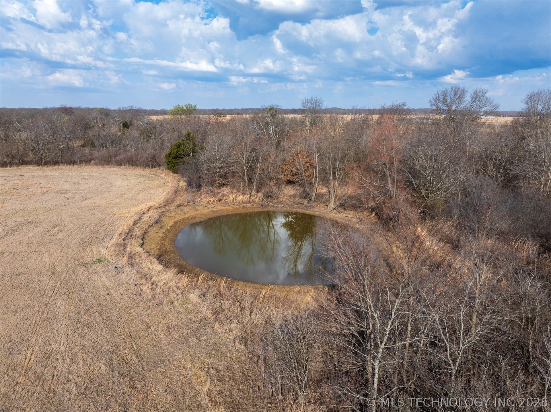 1 N 320 Road Morris OK 74445