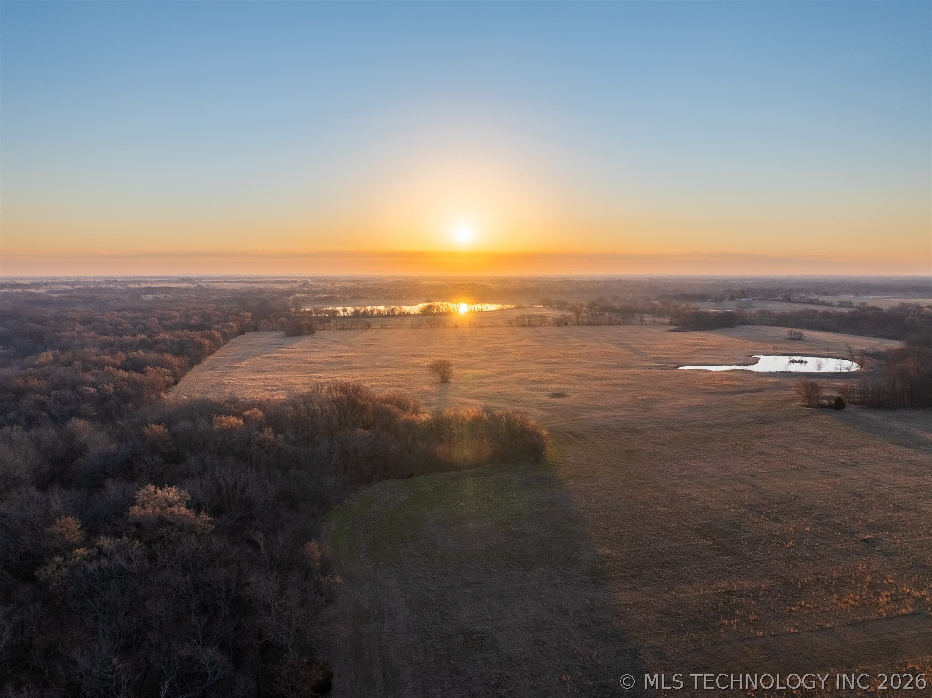 1 N 320 Road Morris OK 74445