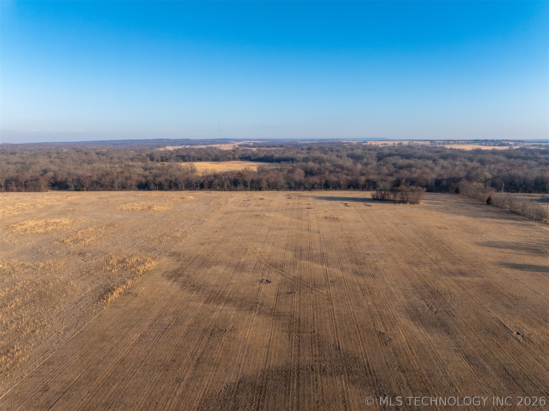 1 N 320 Road Morris OK 74445
