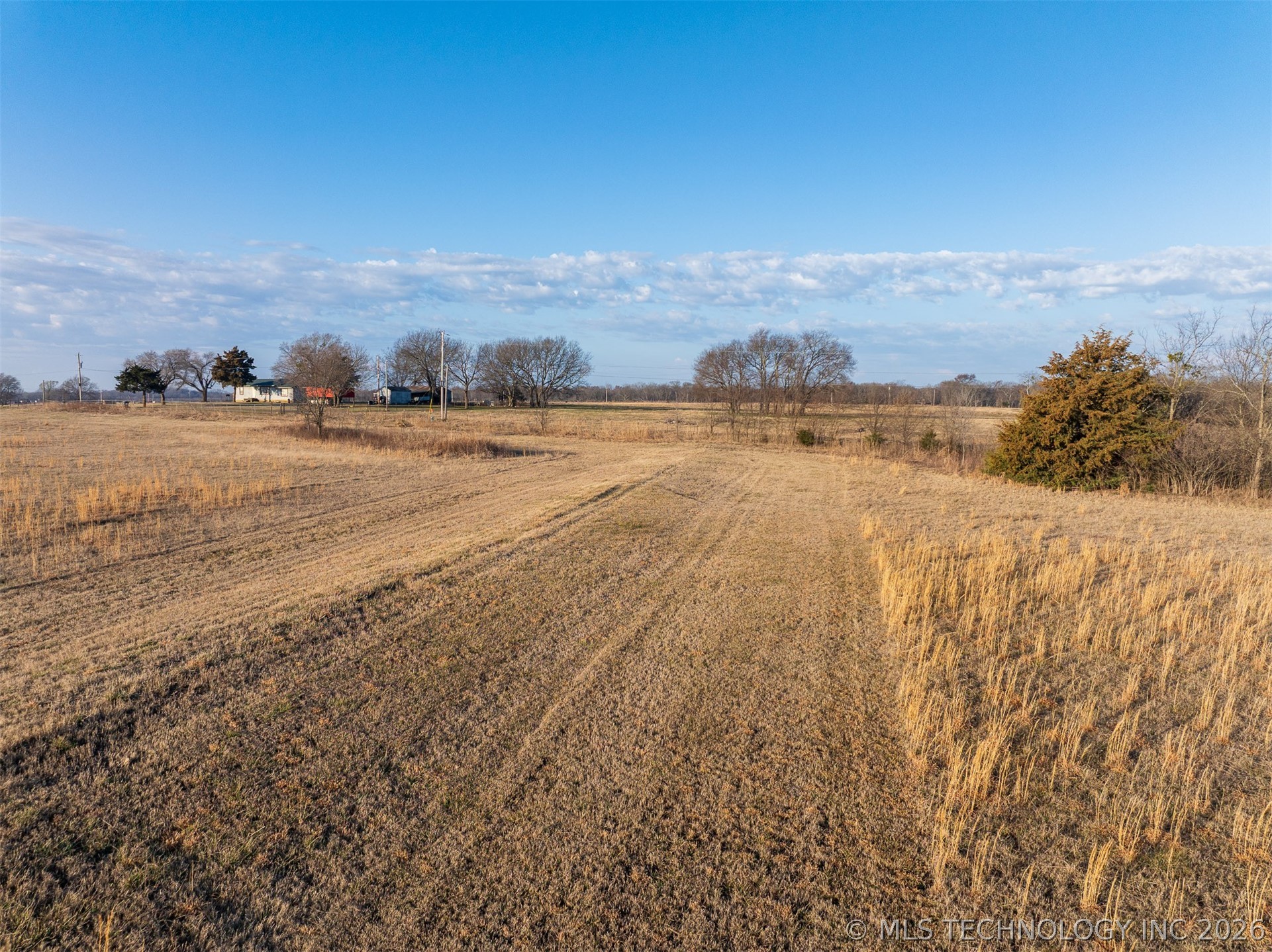 1 N 320 Road Morris OK 74445