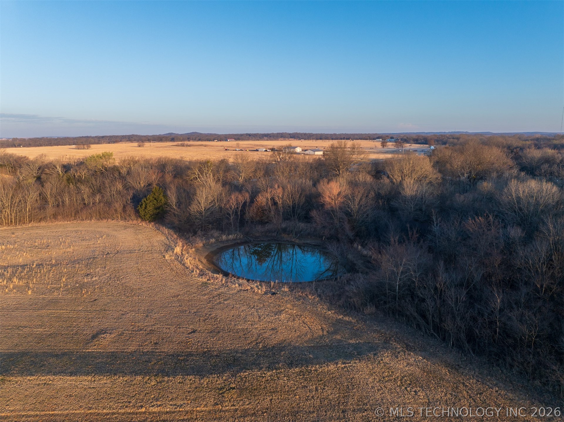 1 N 320 Road Morris OK 74445
