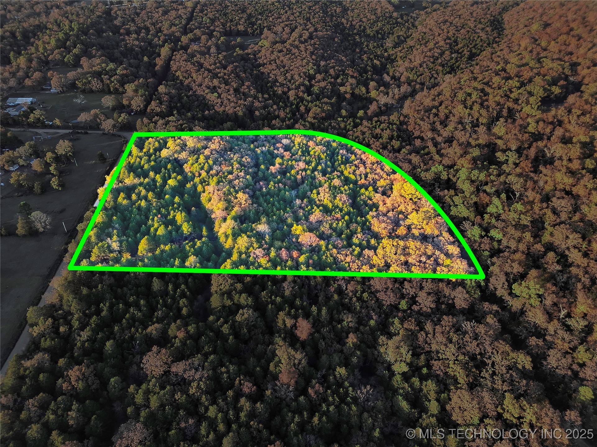 2 E 1000 Road Muldrow OK 74948