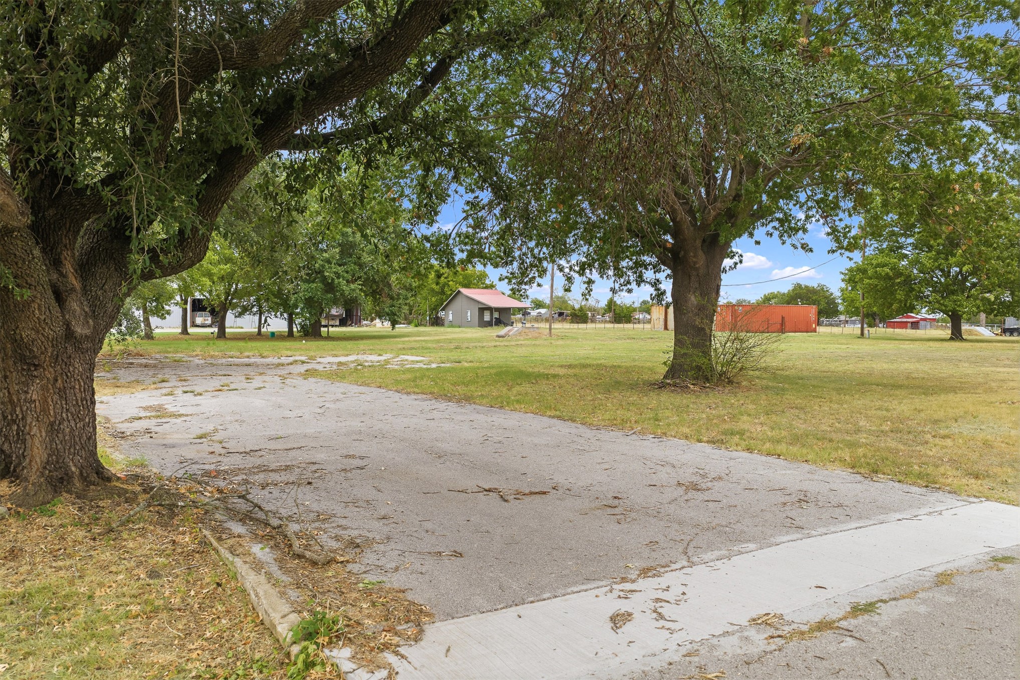 Higgins Street Marietta OK 73448