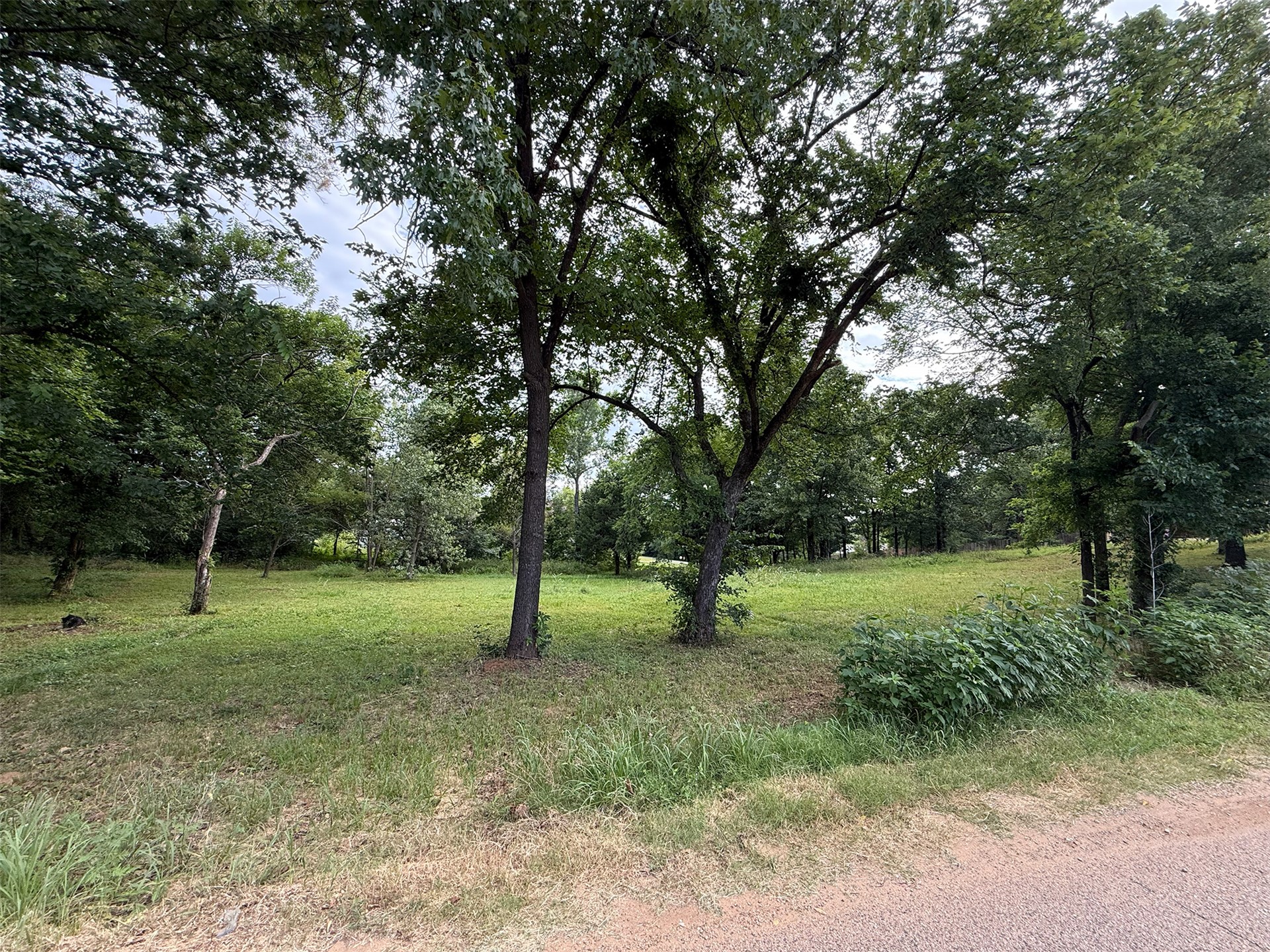 000 Rolling Wood Hills Drive Durant OK 74701