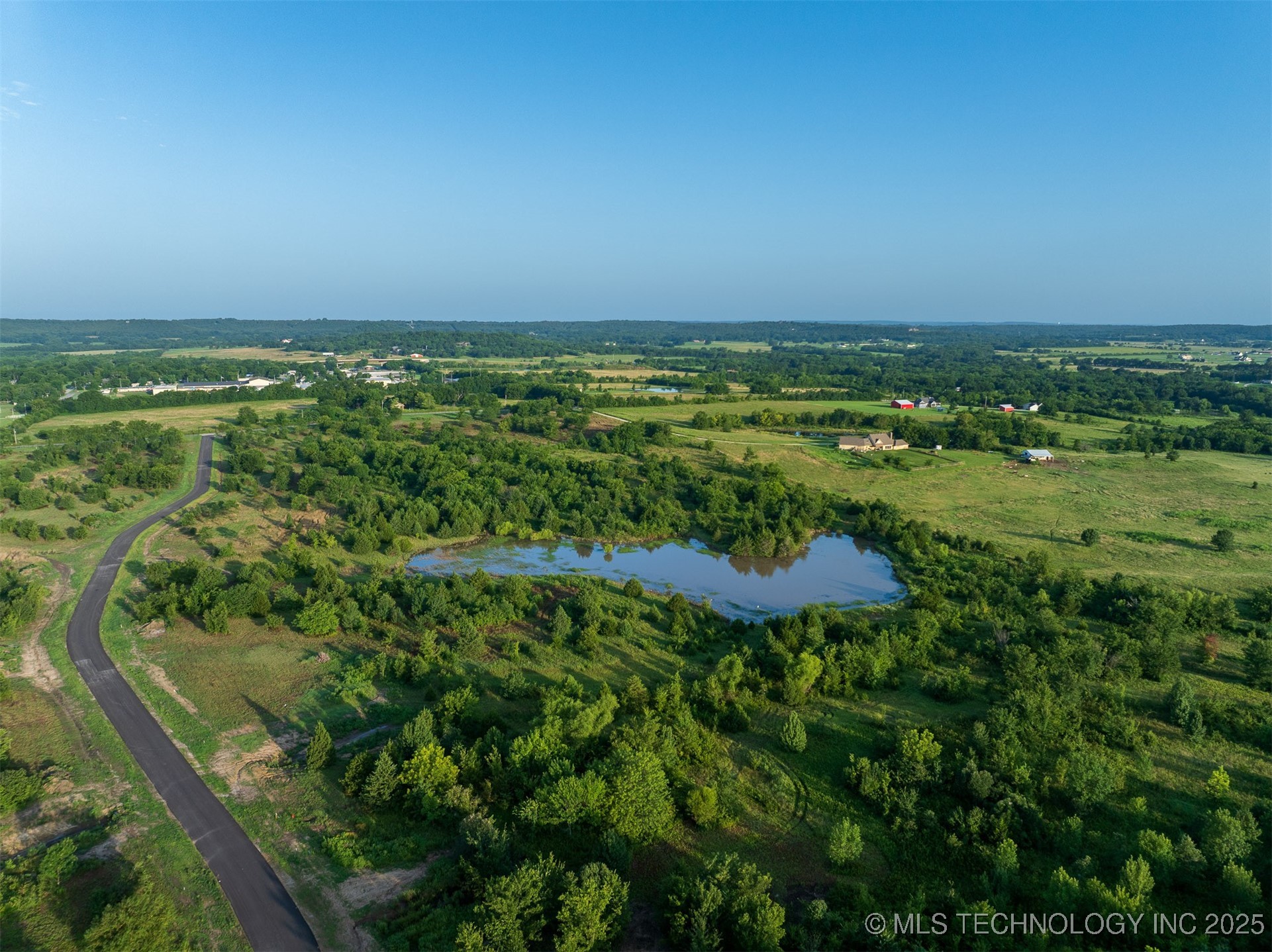 07 W 195th Street S Mounds OK 74047