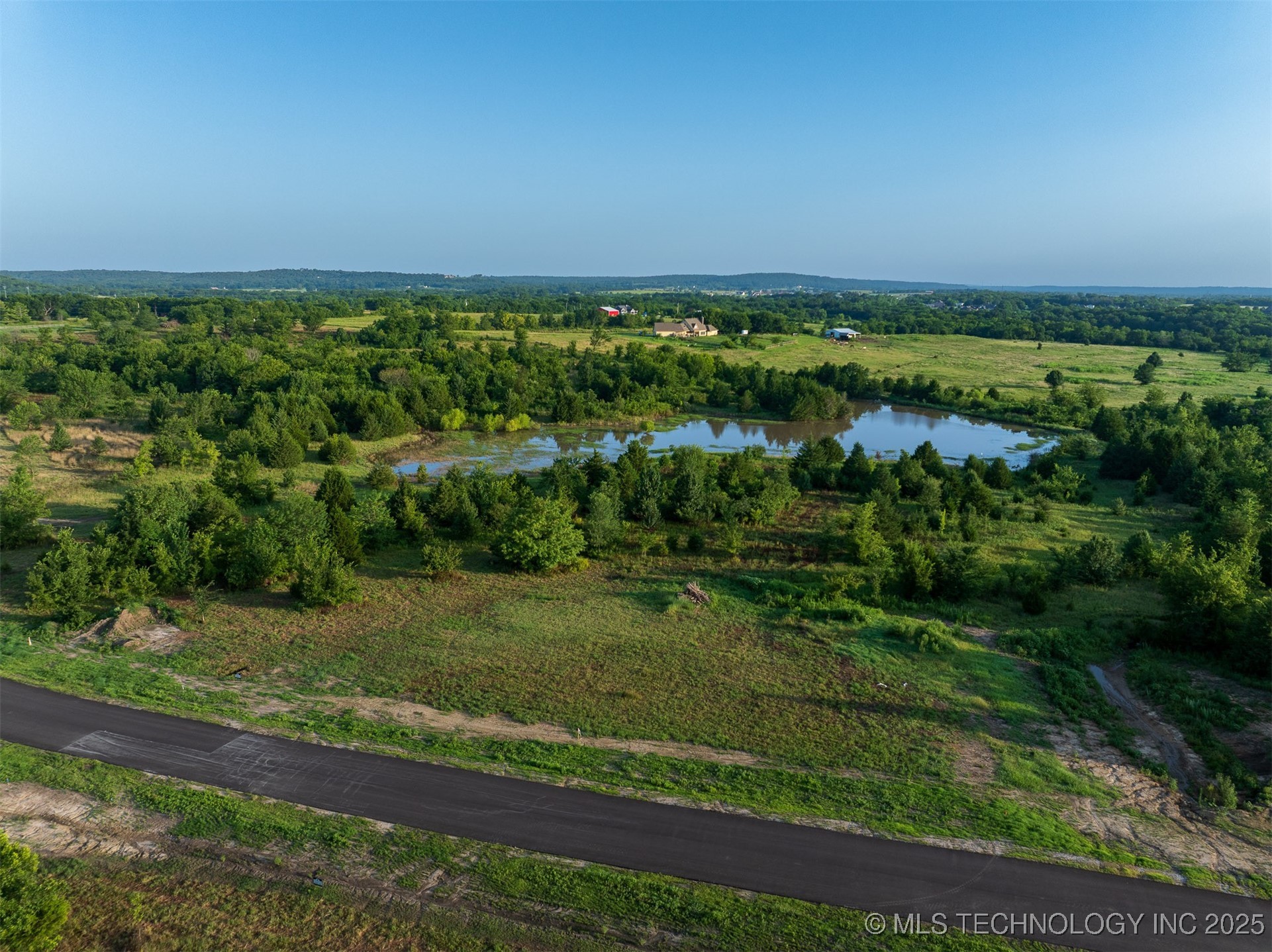 07 W 195th Street S Mounds OK 74047