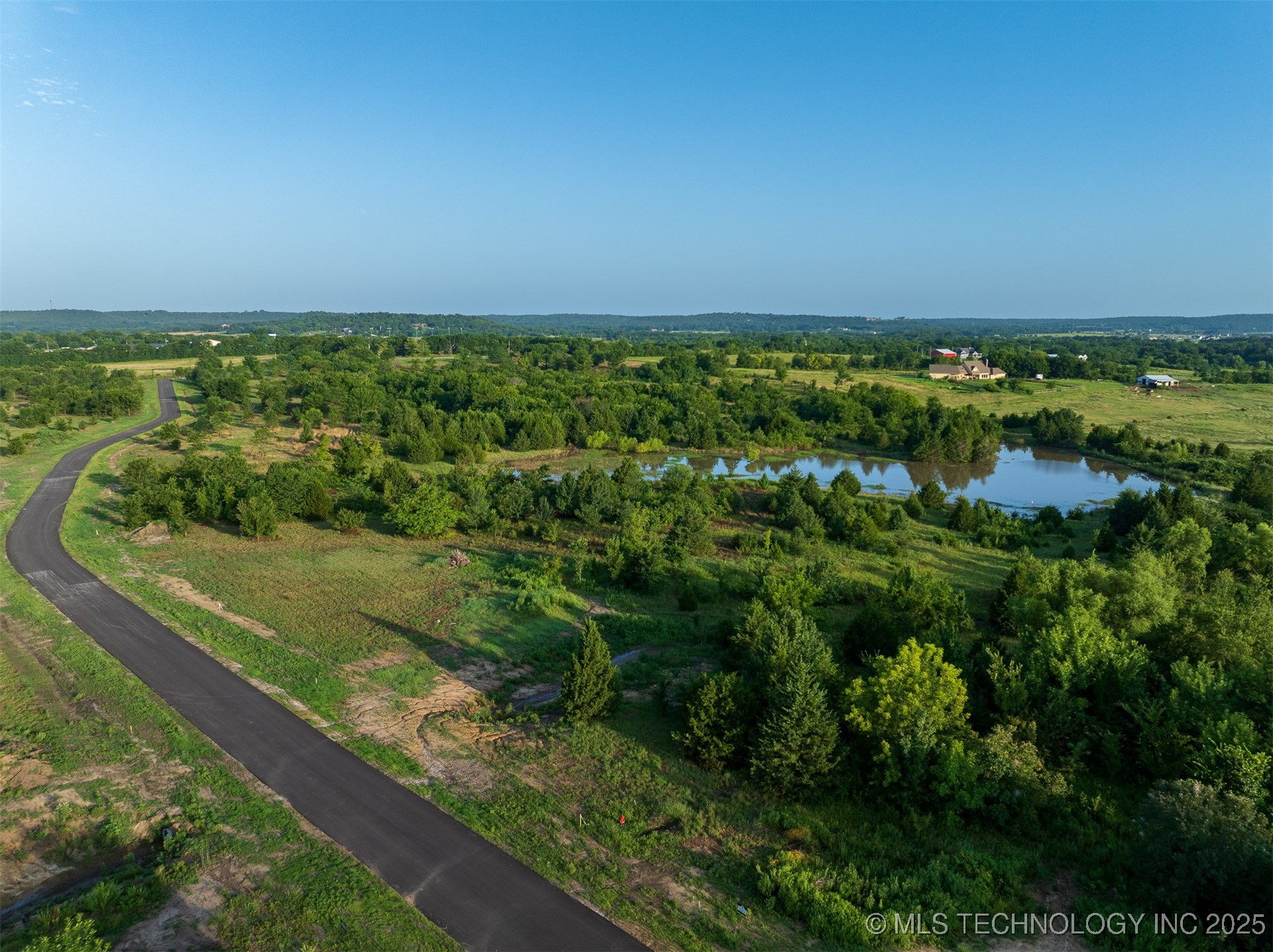 07 W 195th Street S Mounds OK 74047