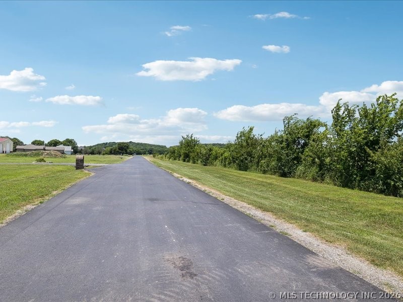 5763 Lakeview Drive Mounds OK 74047