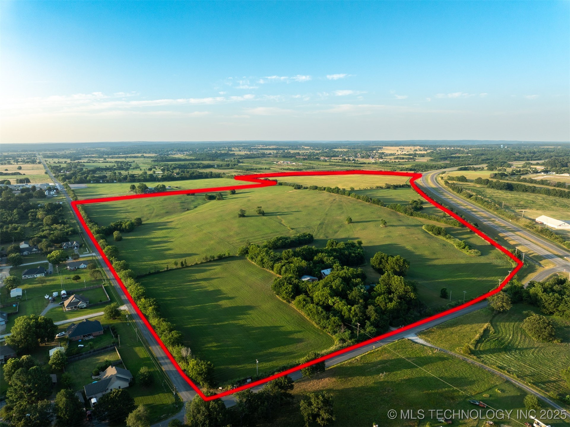 17022 W Grandview Road Tahlequah OK 74464