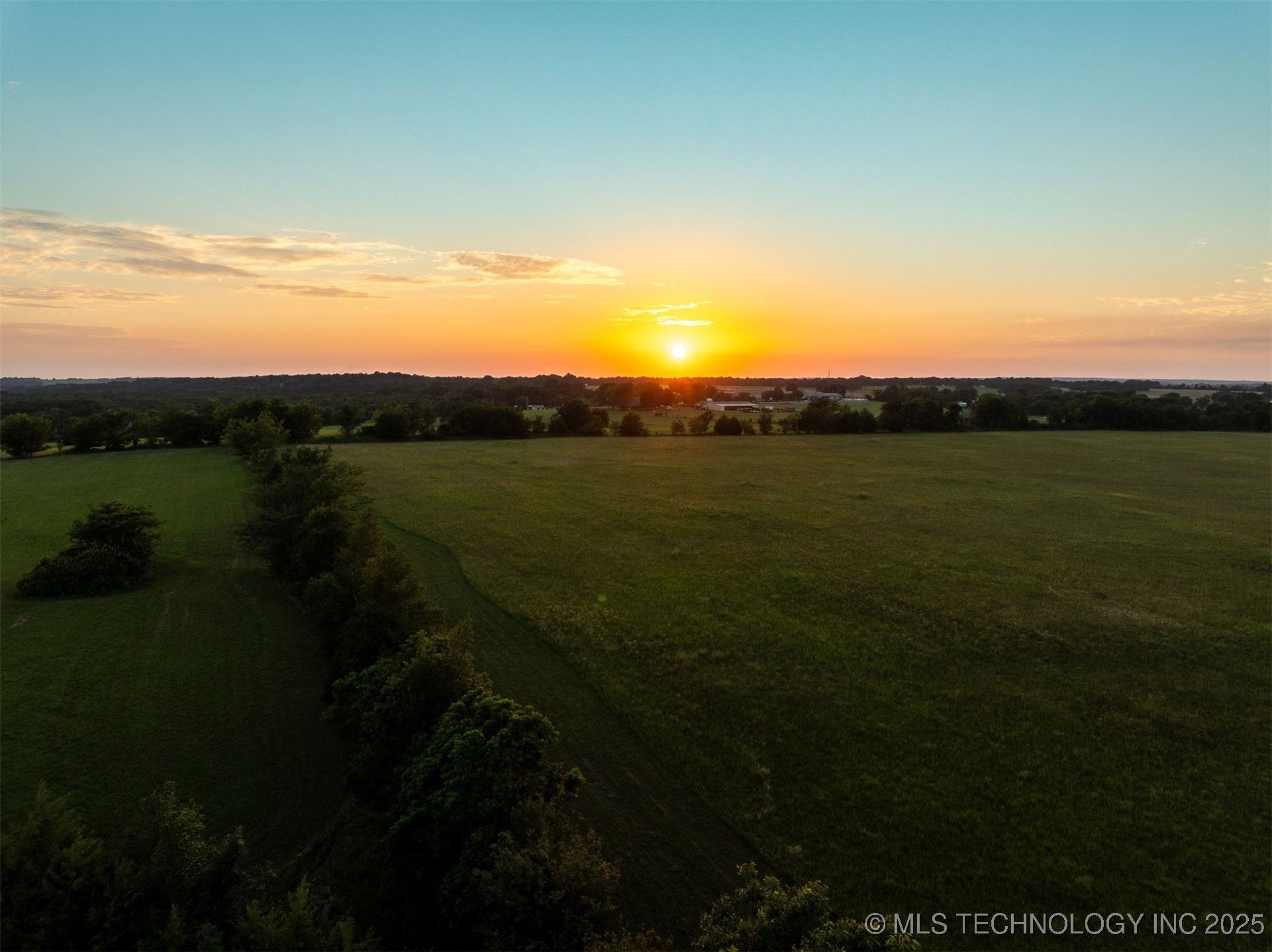 17022 W Grandview Road Tahlequah OK 74464