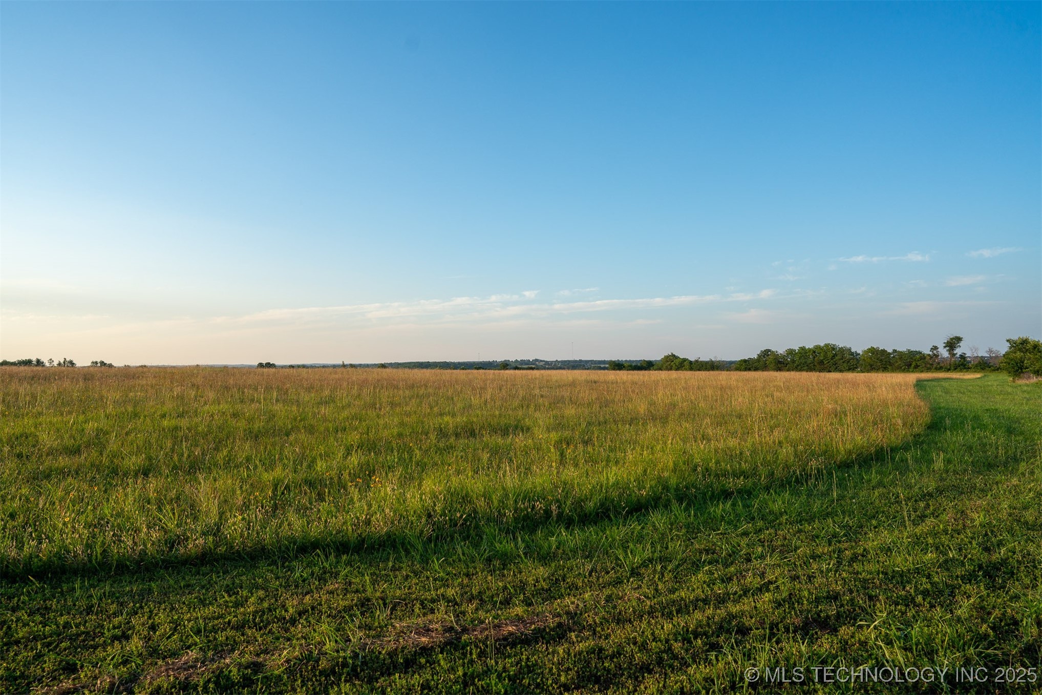17022 W Grandview Road Tahlequah OK 74464