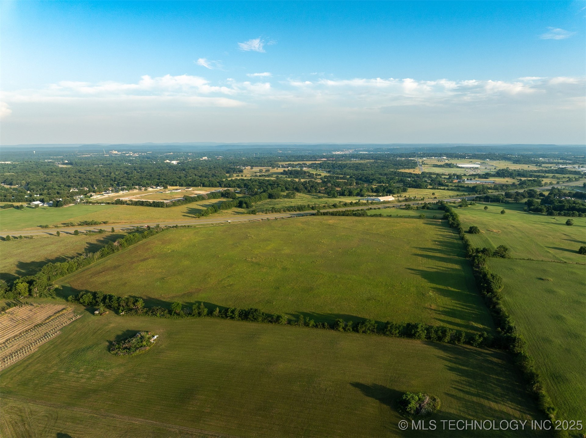 17022 W Grandview Road Tahlequah OK 74464