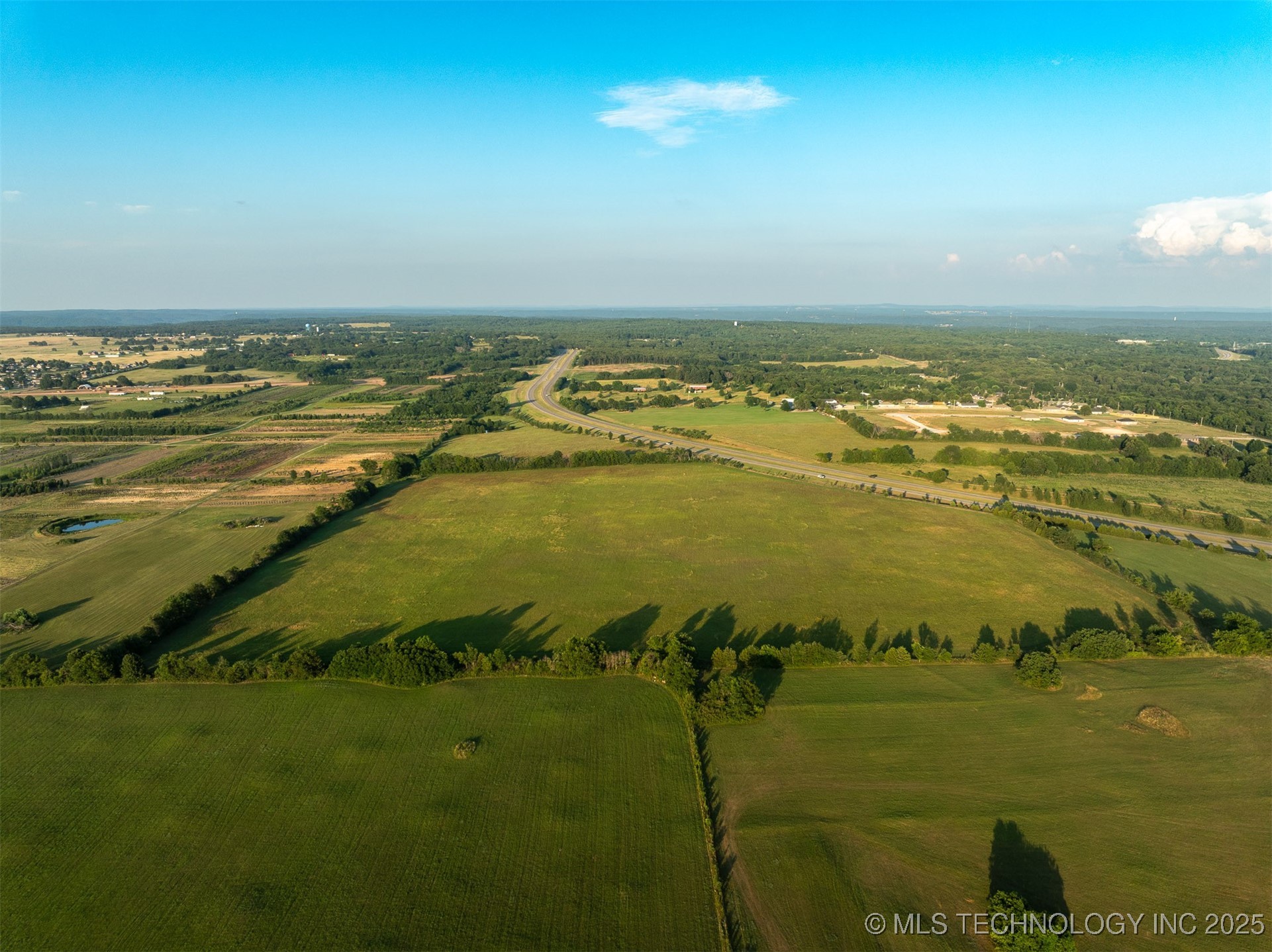17022 W Grandview Road Tahlequah OK 74464