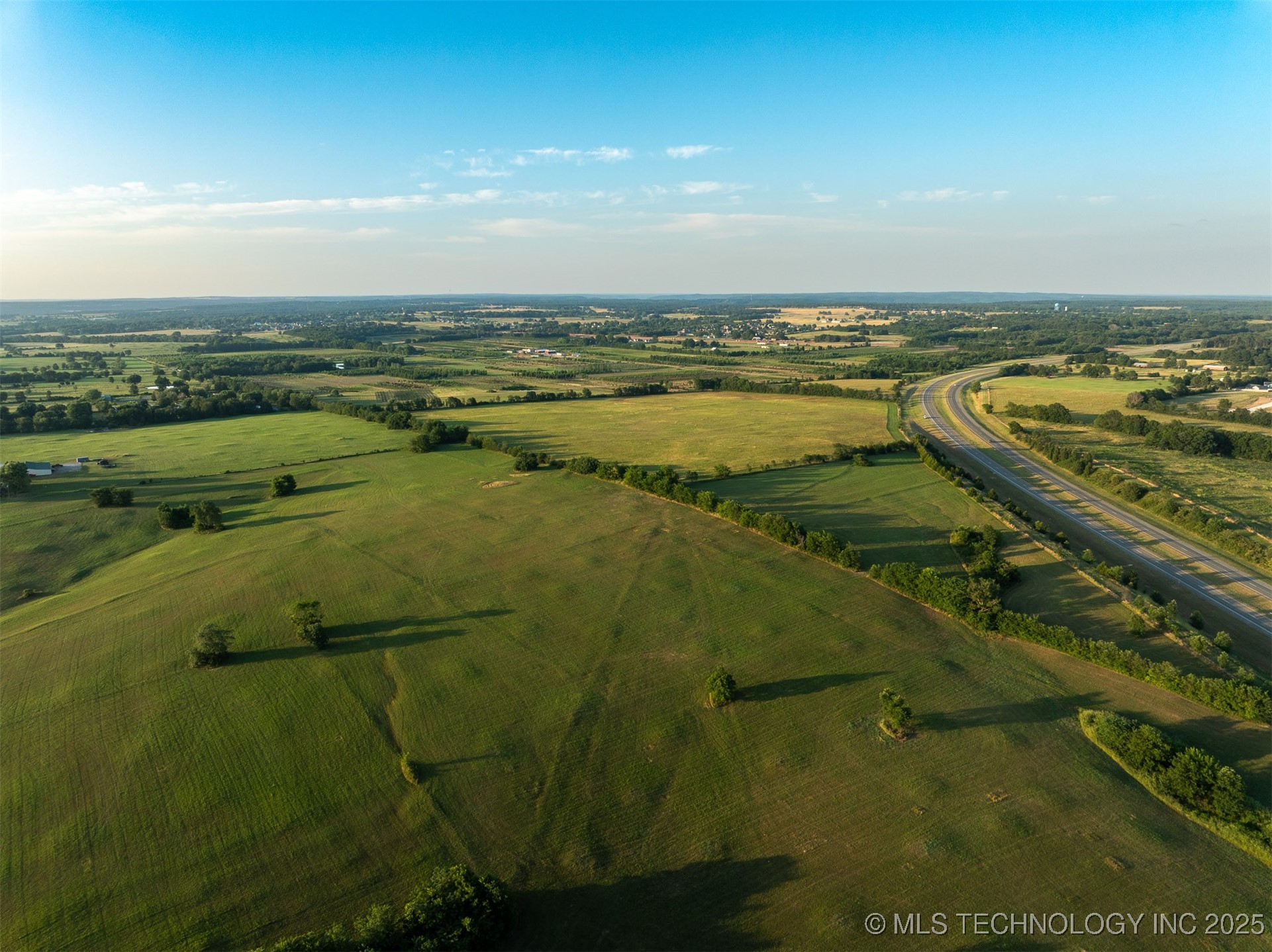17022 W Grandview Road Tahlequah OK 74464