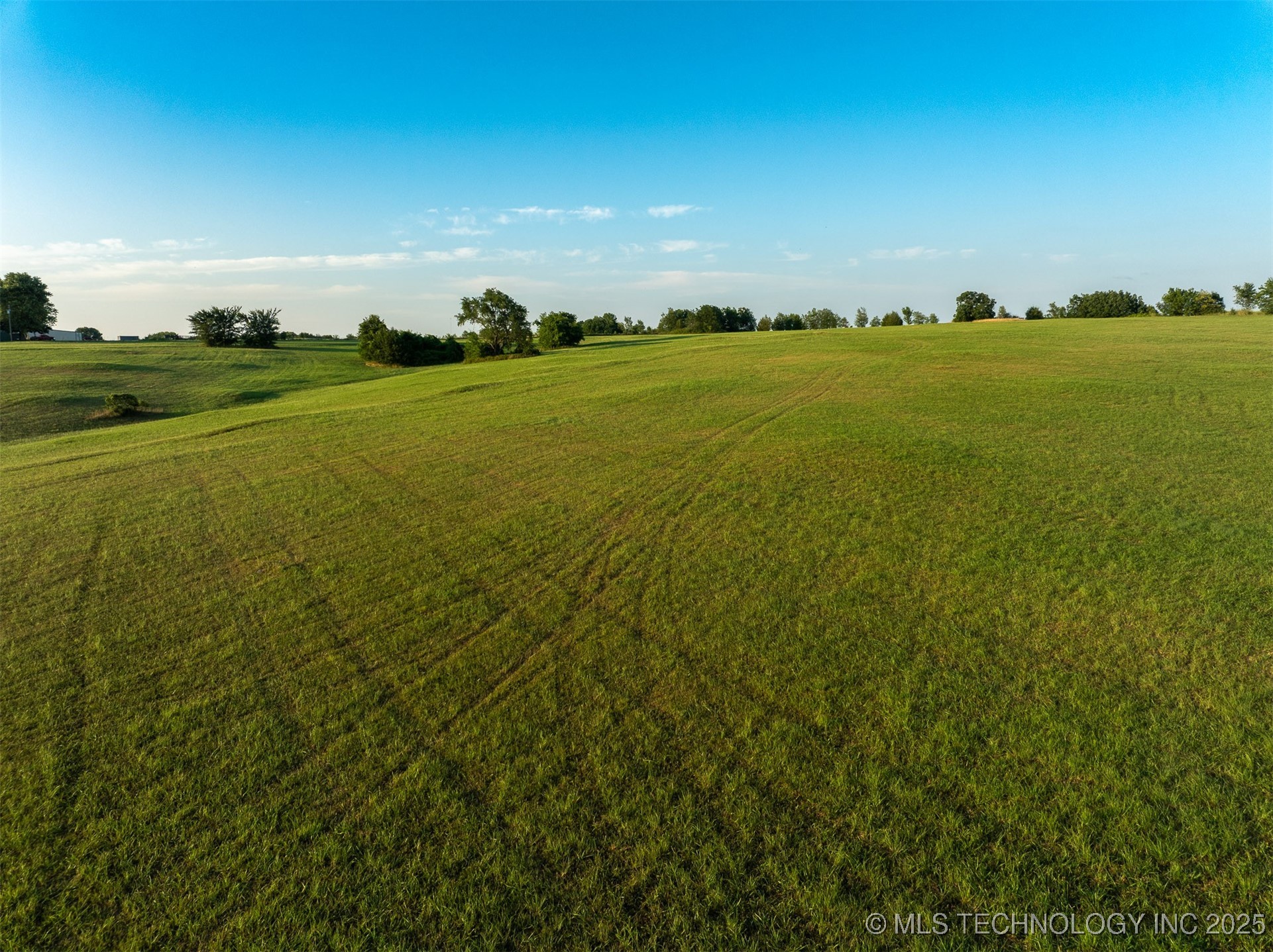 17022 W Grandview Road Tahlequah OK 74464