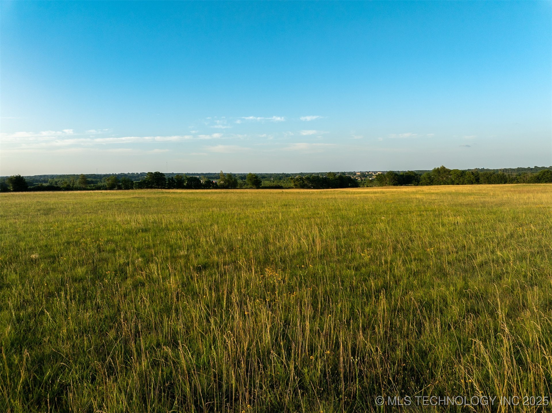 17022 W Grandview Road Tahlequah OK 74464