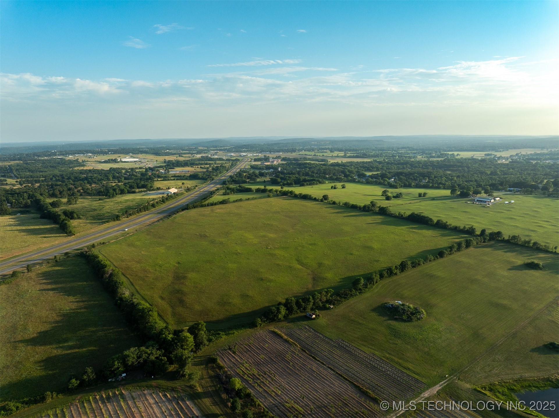 17022 W Grandview Road Tahlequah OK 74464
