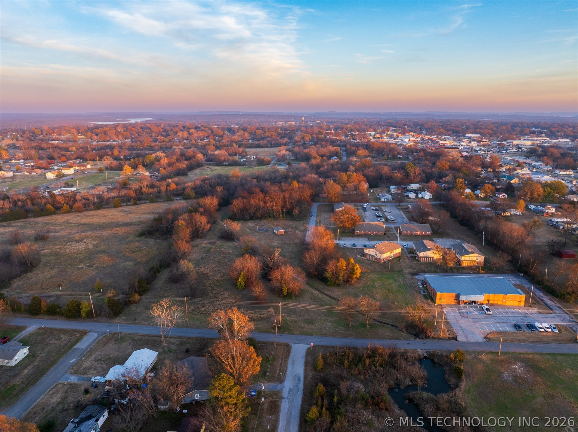 8 N Pierce Avenue Wagoner OK 74467