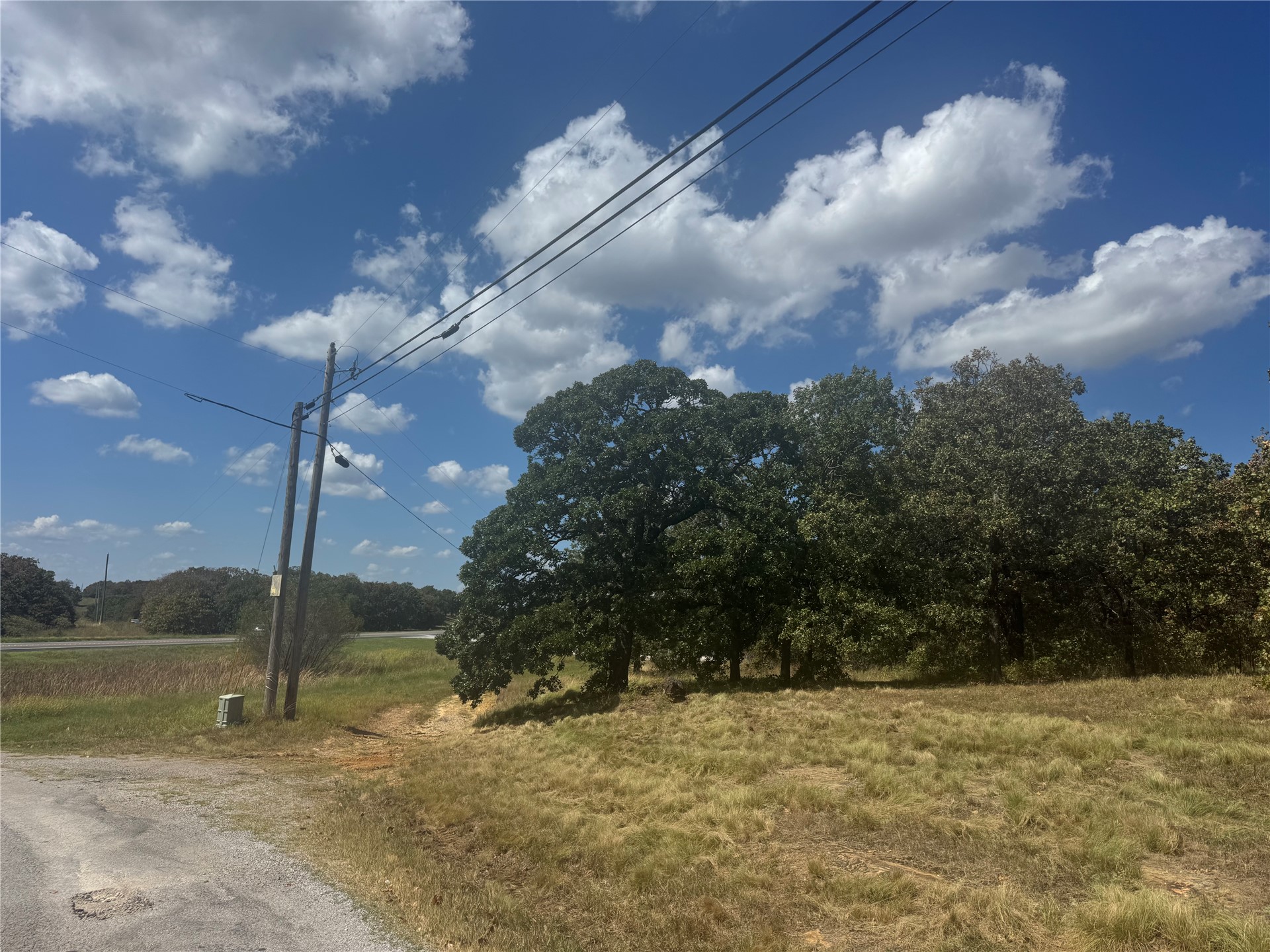 9213 W 20 Highway Skiatook OK 74070