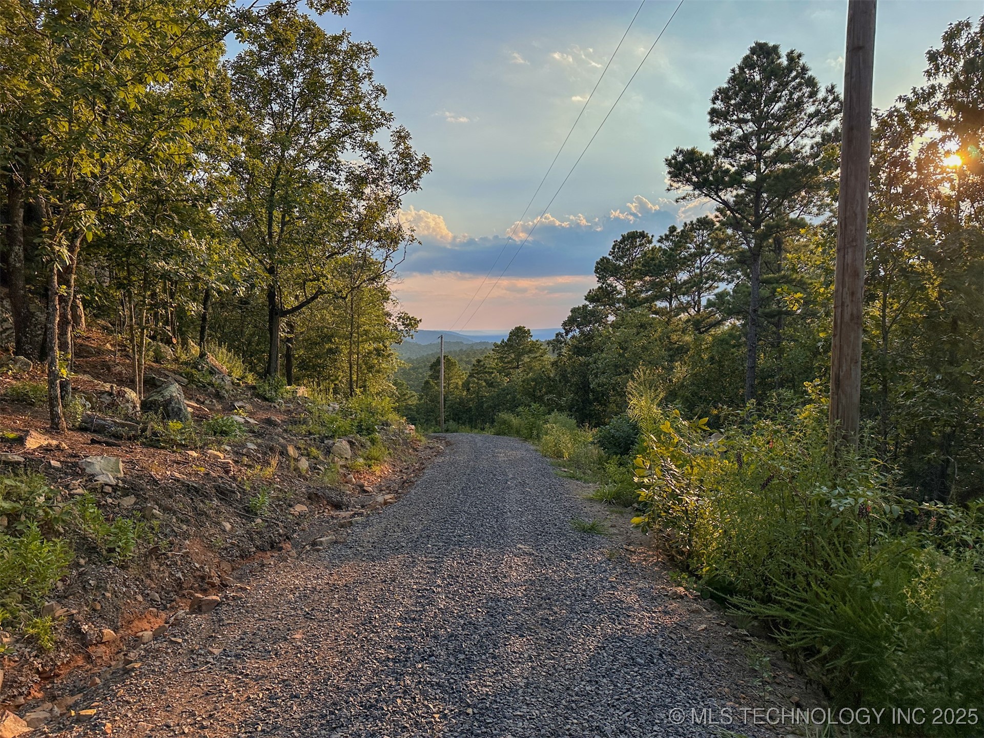 6 Moonshine Drive Clayton OK 74536