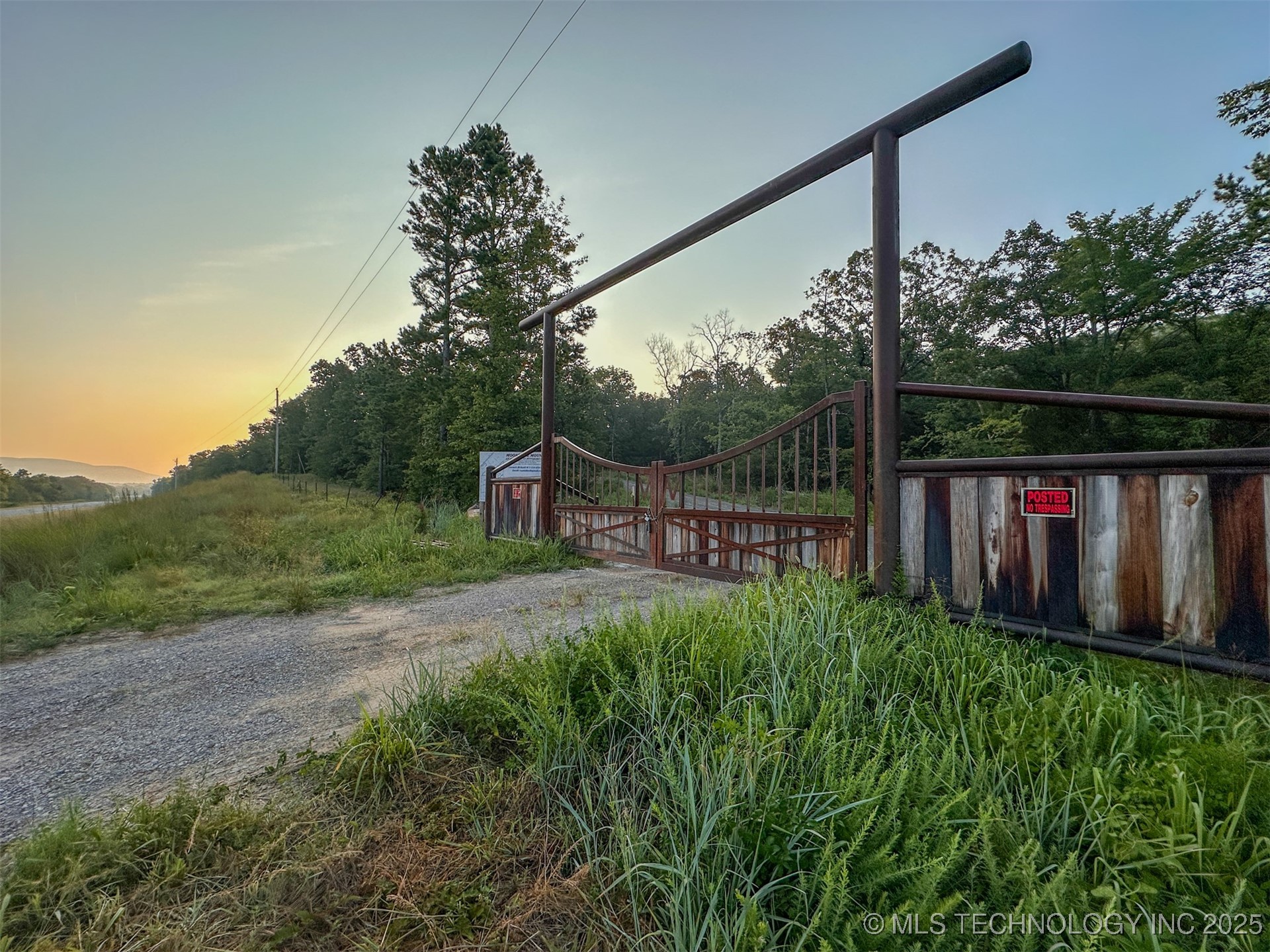 6 Moonshine Drive Clayton OK 74536