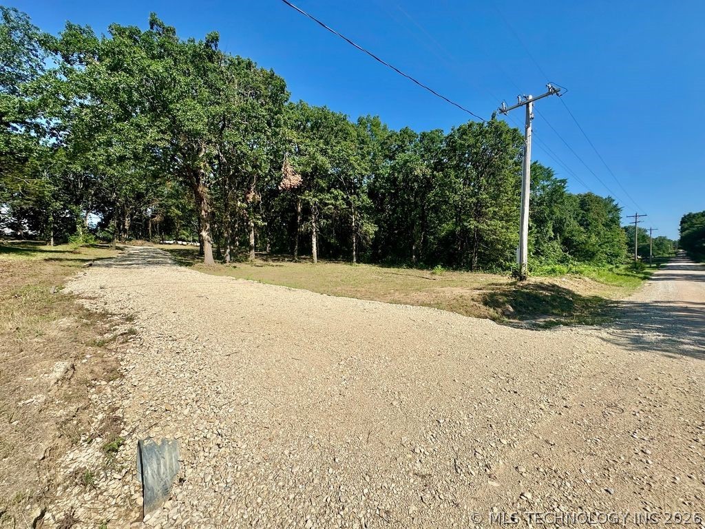 2142 Edge Road Kingston OK 73439