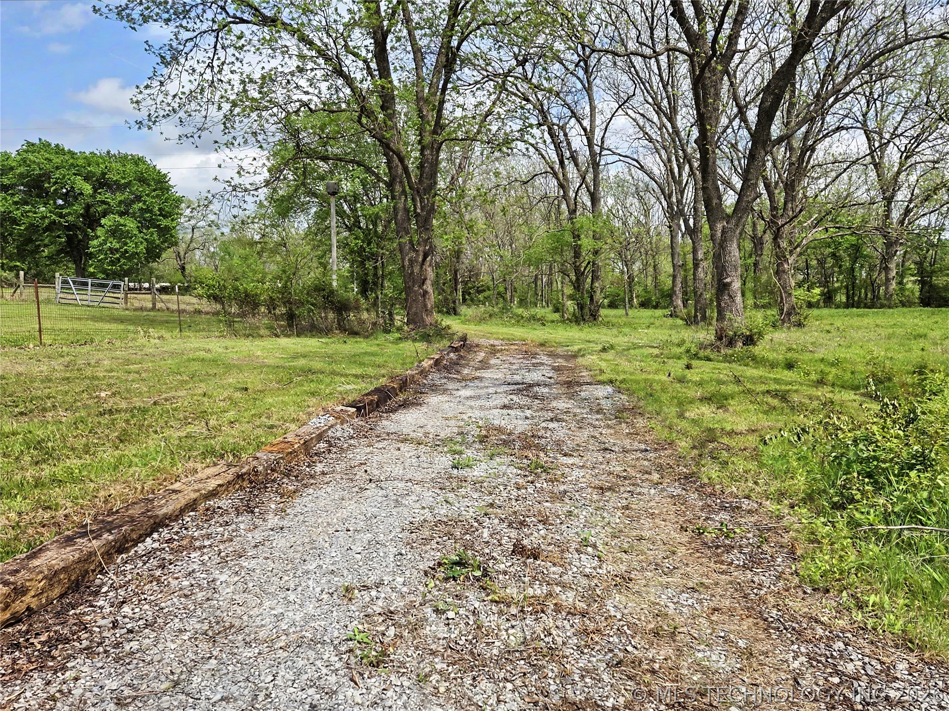 16424 Meadowlark Lane Hulbert OK 74441